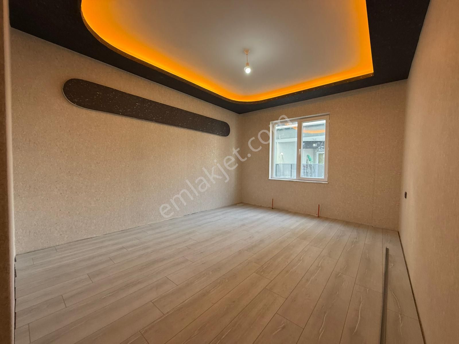 Hisar Mahallesi'nde E. Banyolu Full+full Yapılı Sıfır 3+1 Daire! - Görsel 12