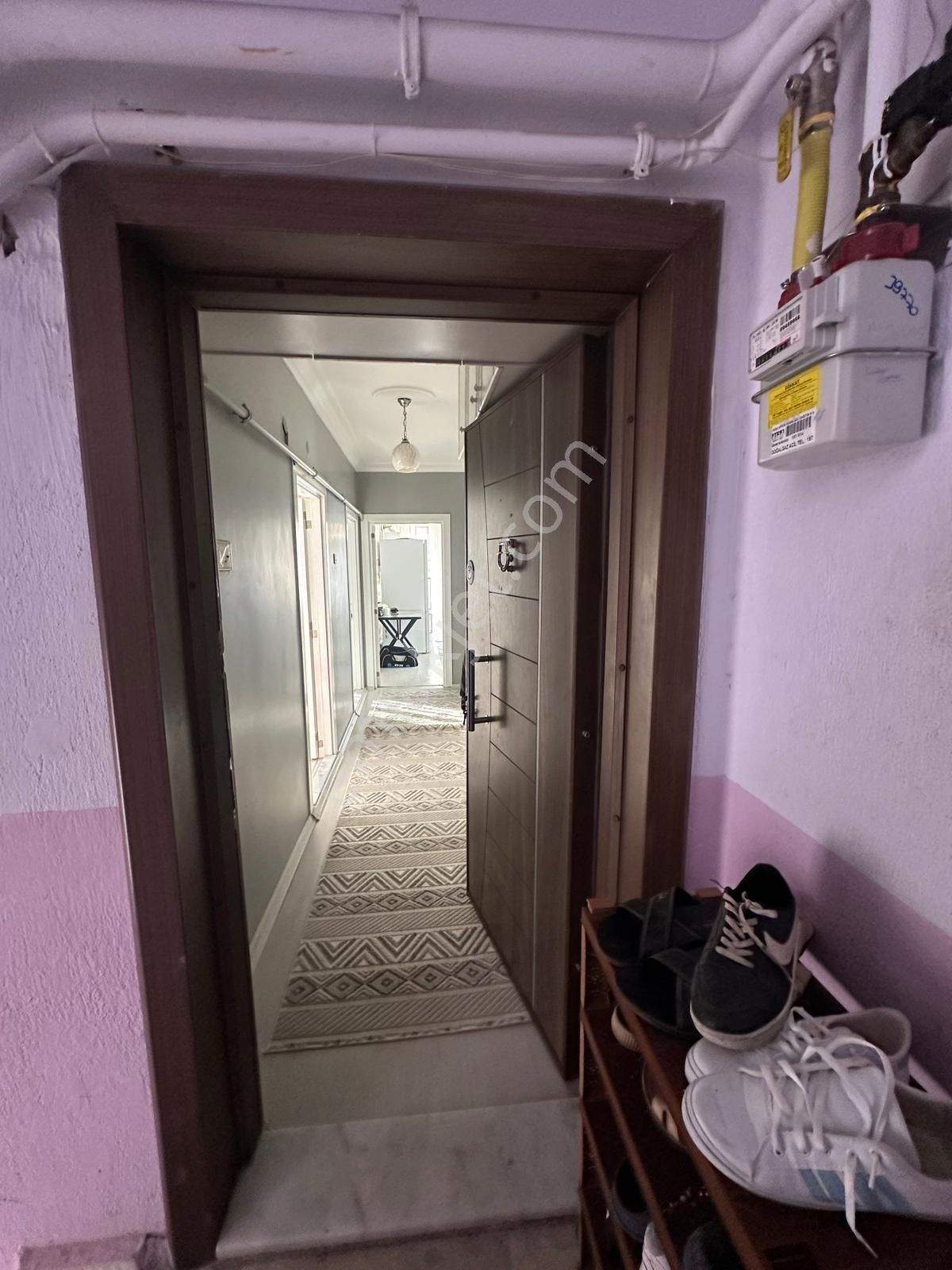 Afyon Üçok Emlaktan Nazmi Saatçi Mah Kentsel Dönüşüme Uygun Satılık 3+1 Temiz Bakımlı Daire - Görsel 5