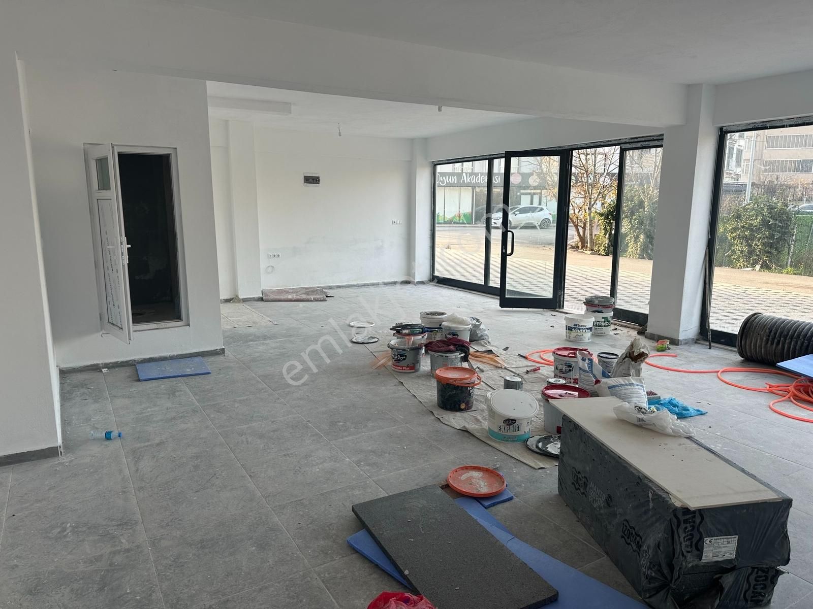 Odunluk Mah. Mihraplı Parkı'nın Karşısında Kiralık Dükkan... - Görsel 5