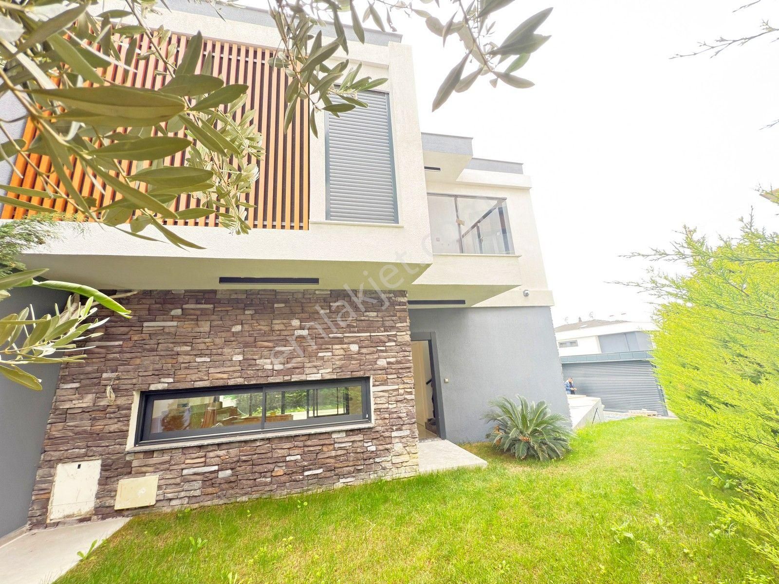 Kuşadası Satılık Soğucakta Özel Havuzlu 3+1 Villa - Görsel 5