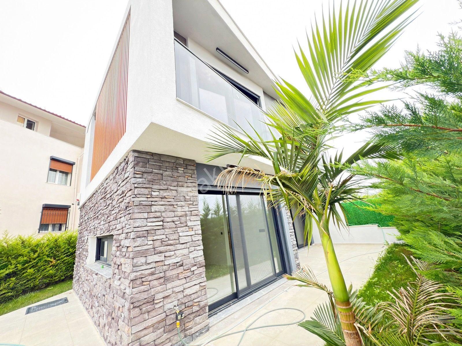 Kuşadası Satılık Soğucakta Özel Havuzlu 3+1 Villa - Görsel 4