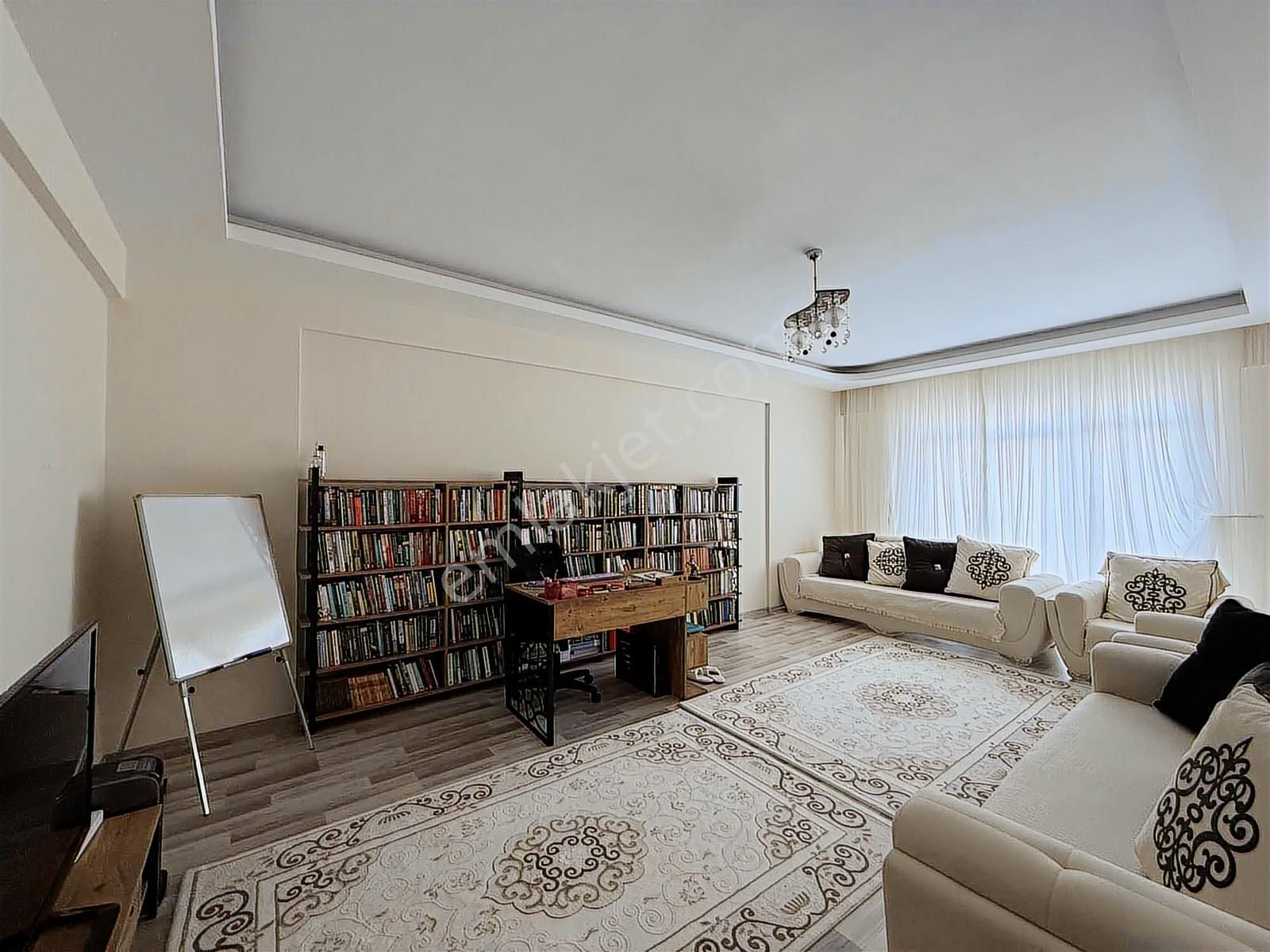 İldem 5'te Son Kat Sevenlere Özel Satılık Lüks Daire - Görsel 7