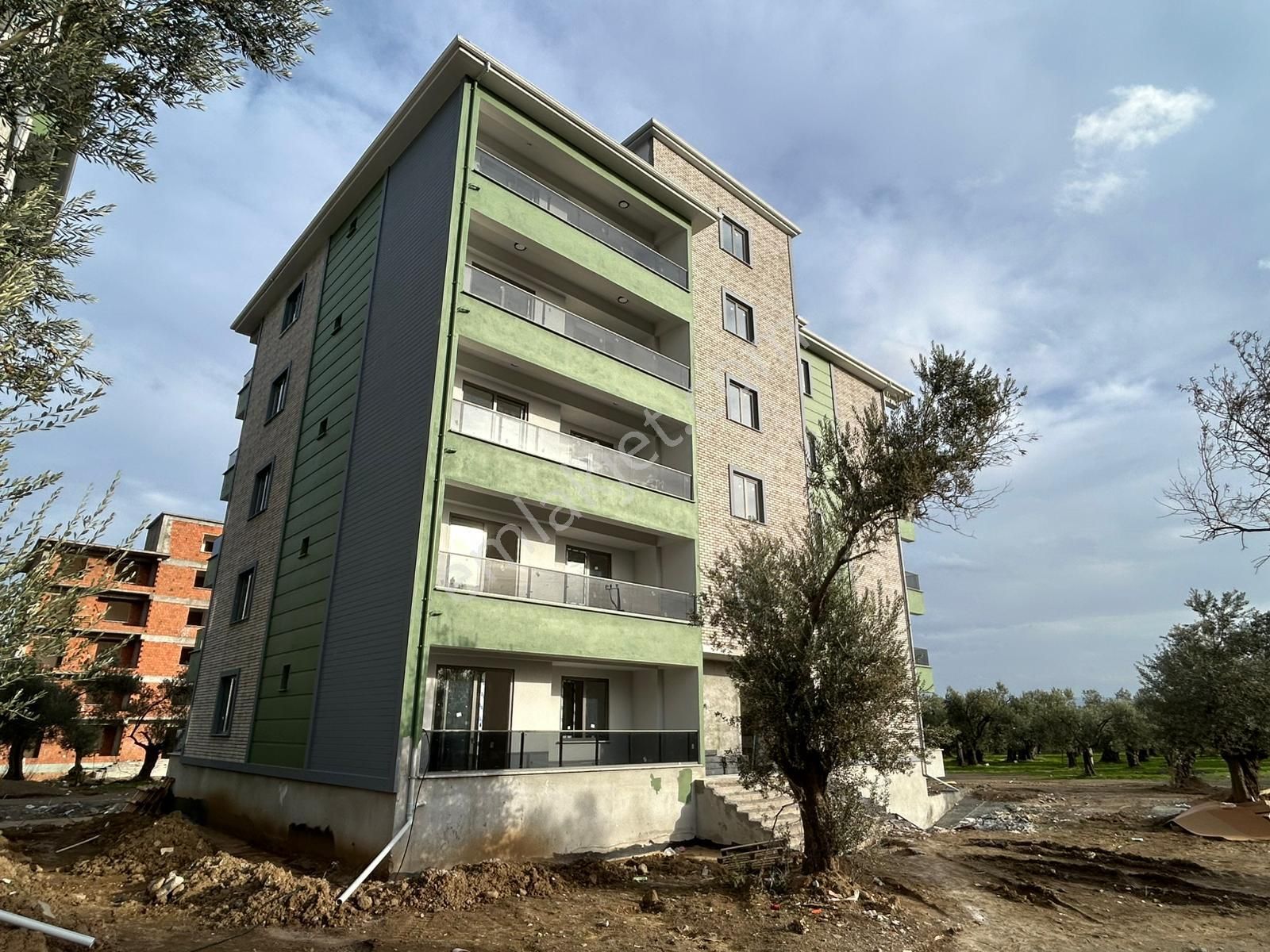 Yükselden Kadıköy Site İçinde Yerden Isıtmalı Öncephe 1+1 Daire - Görsel 2