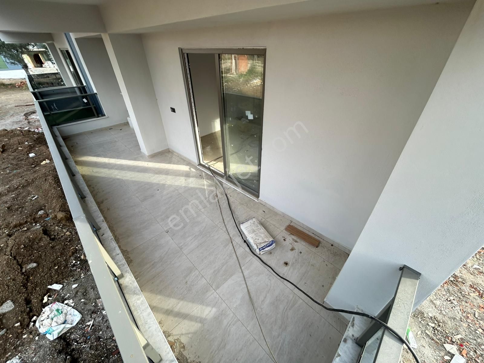 Yükselden Kadıköy Site İçinde Yerden Isıtmalı Öncephe 1+1 Daire - Görsel 7