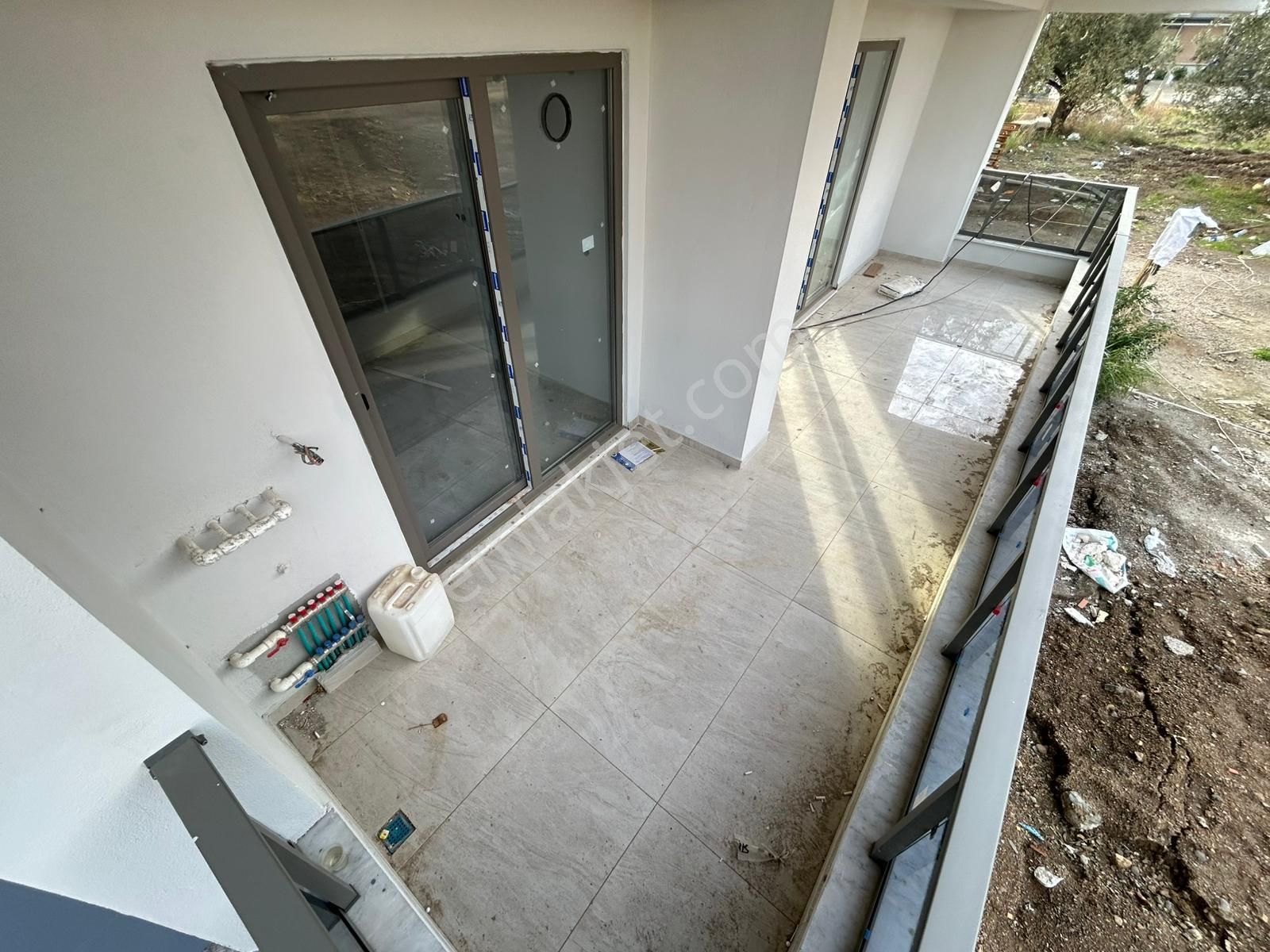 Yükselden Kadıköy Site İçinde Yerden Isıtmalı Öncephe 1+1 Daire - Görsel 5