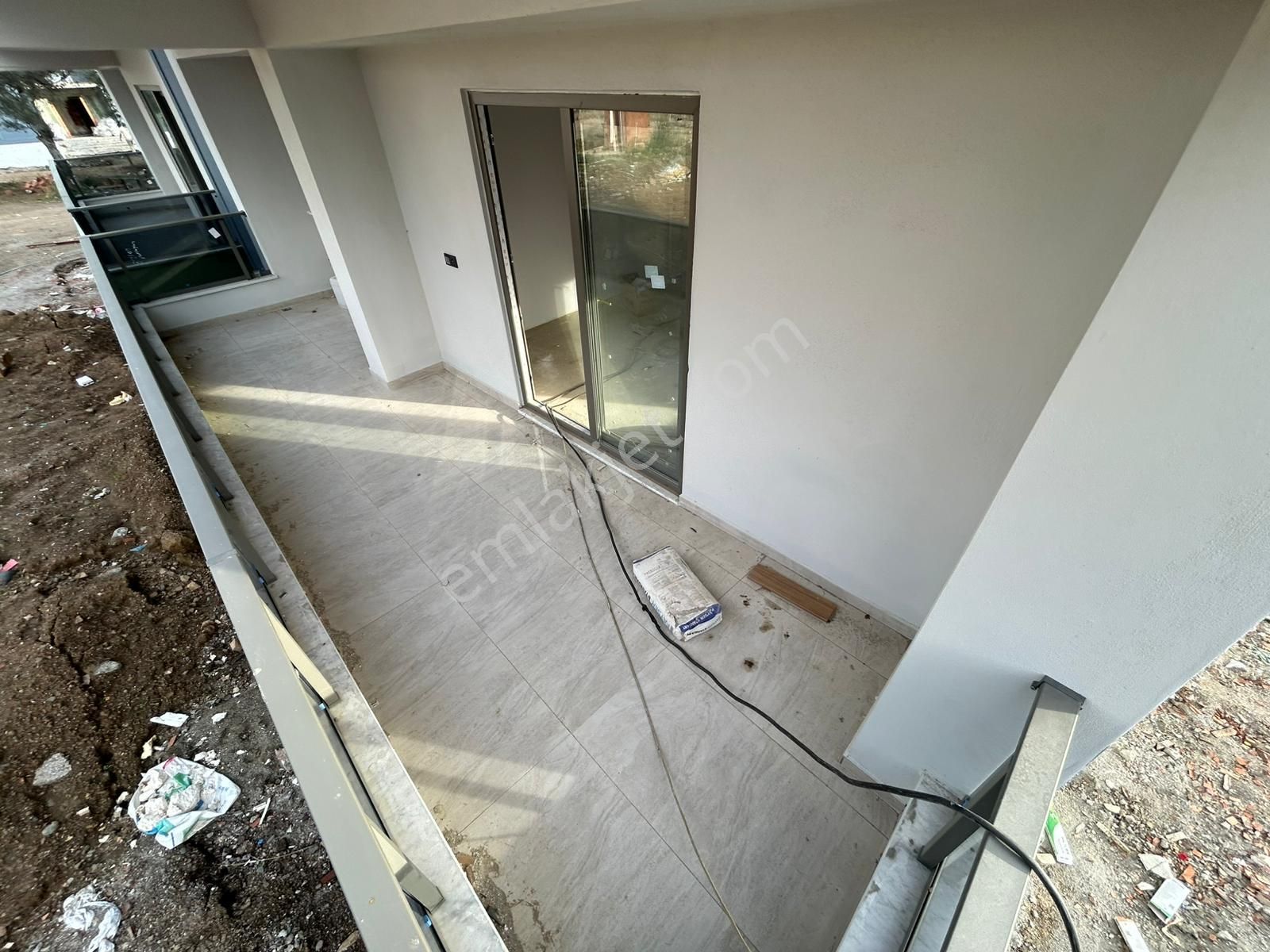 Yükselden Kadıköy Site İçinde Yerden Isıtmalı Öncephe 1+1 Daire - Görsel 6