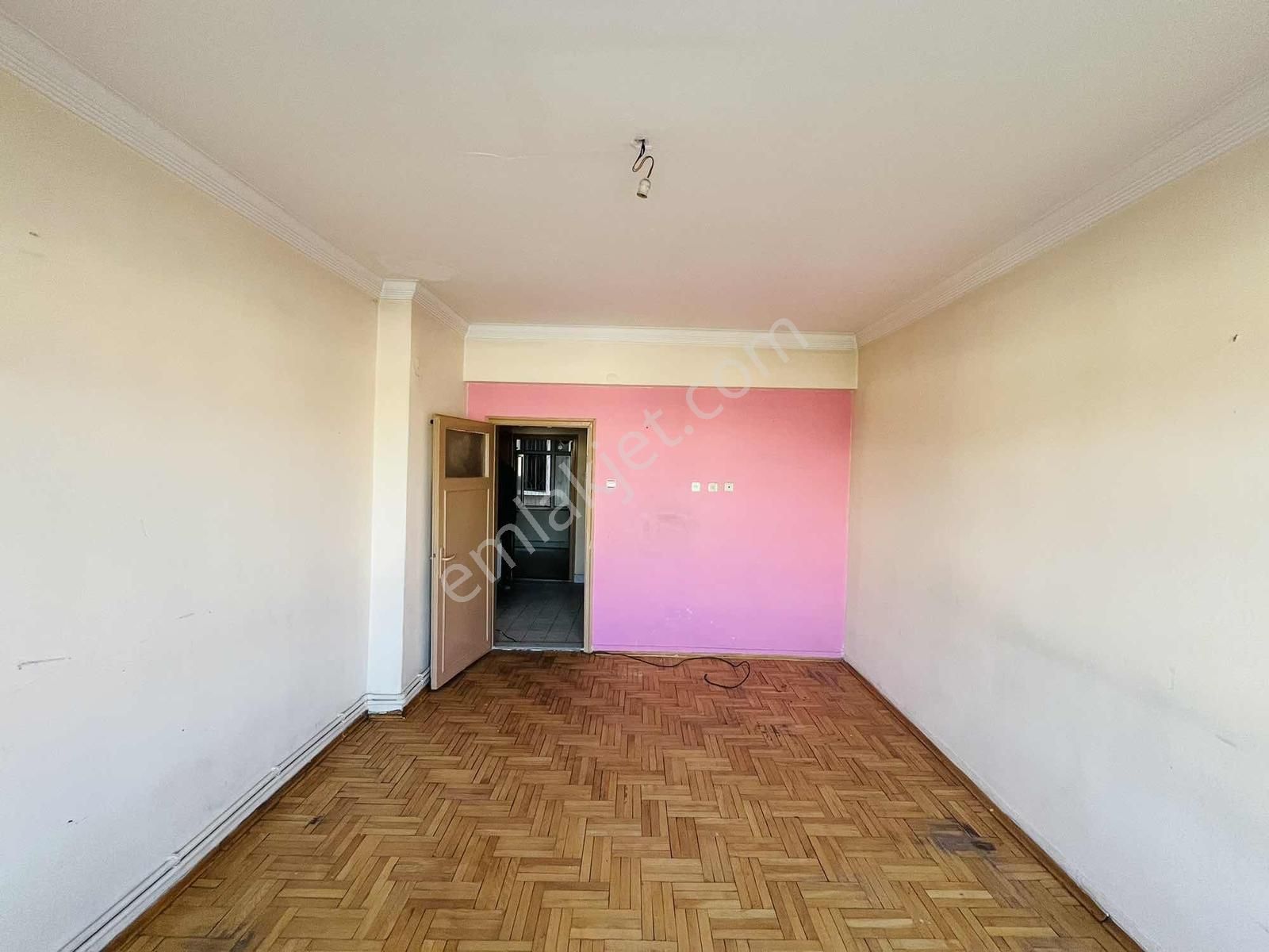 Fevzi Çakmak Mahallesinde 3+1 Satılık Hemen Oturulur Daire - Görsel 2