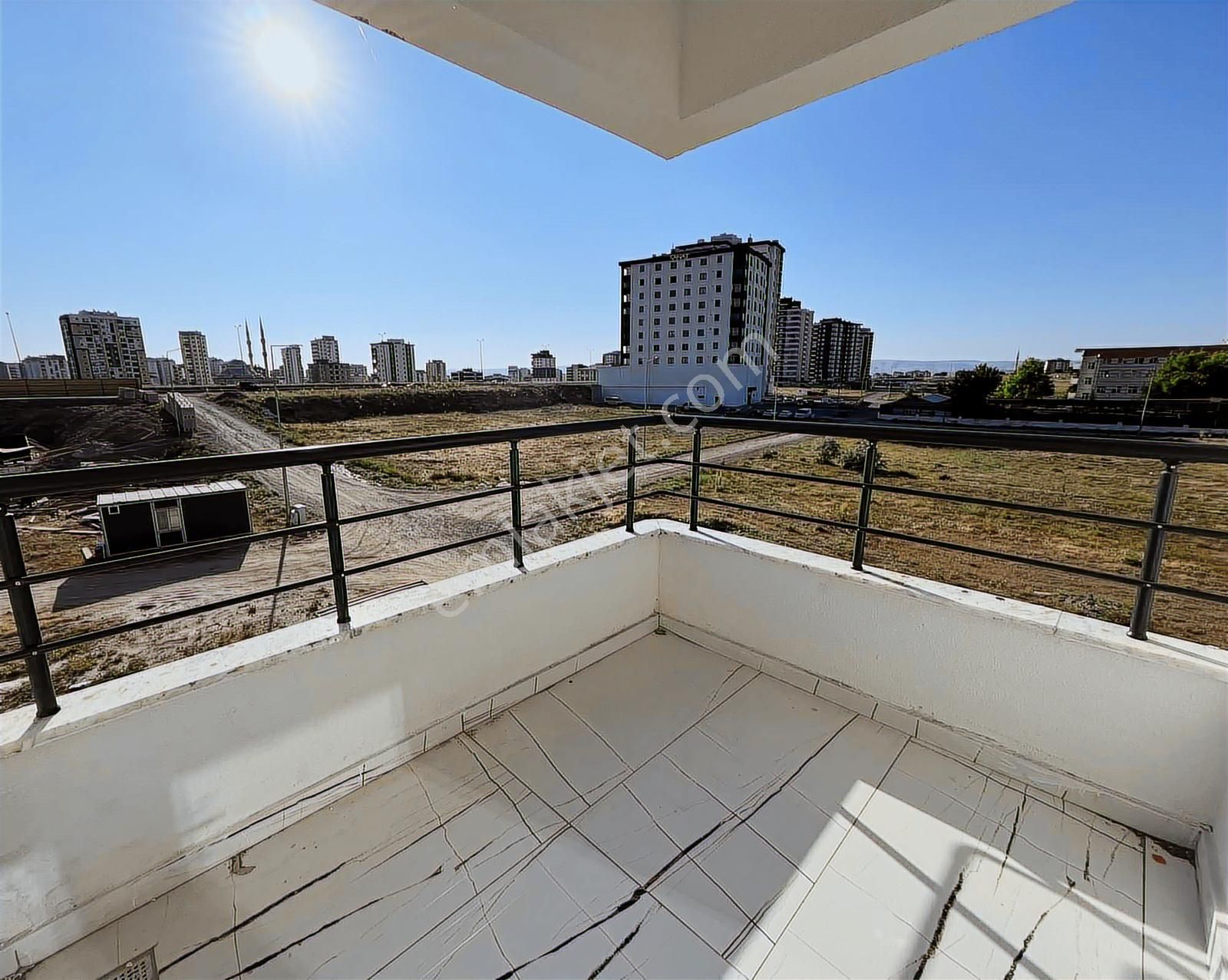 Mimsin Şirintepe Mah. Yeni Yol Üzerinde Sıfır 3+1 Daireler - Görsel 5