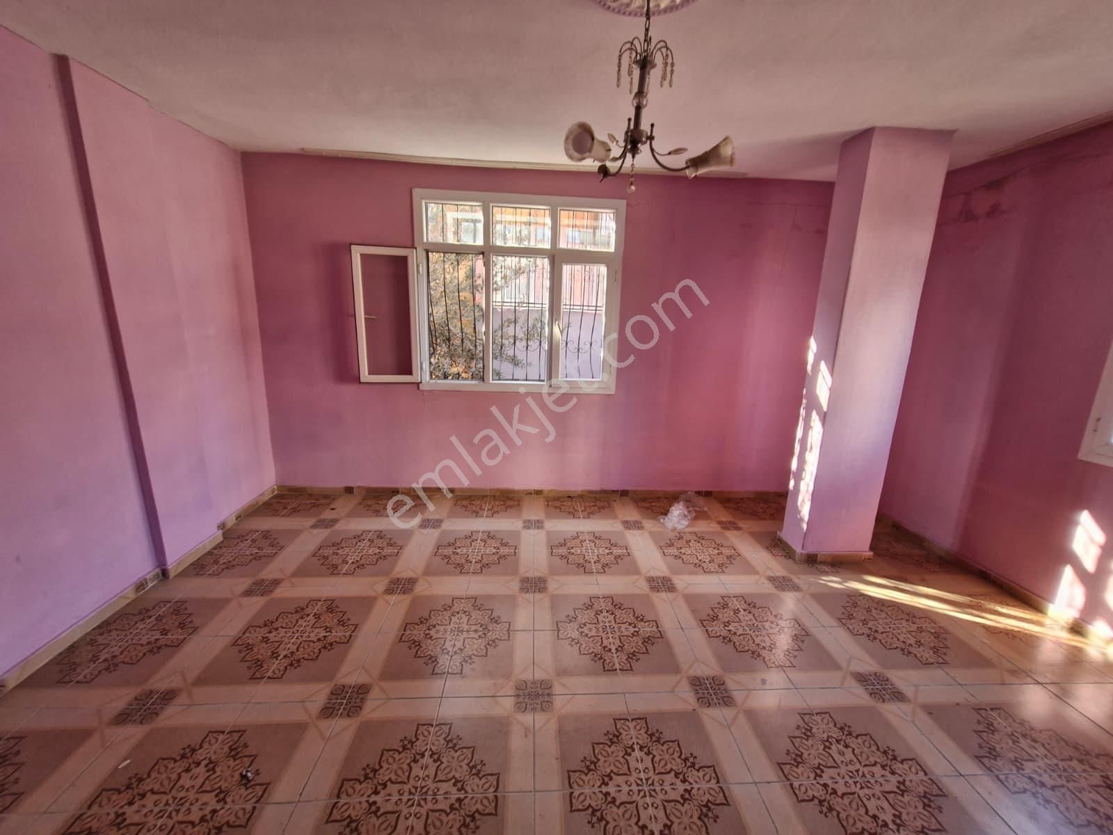 Gürselpaşa Da Müstakil Evin İkinci Katı Kiralık - Görsel 6