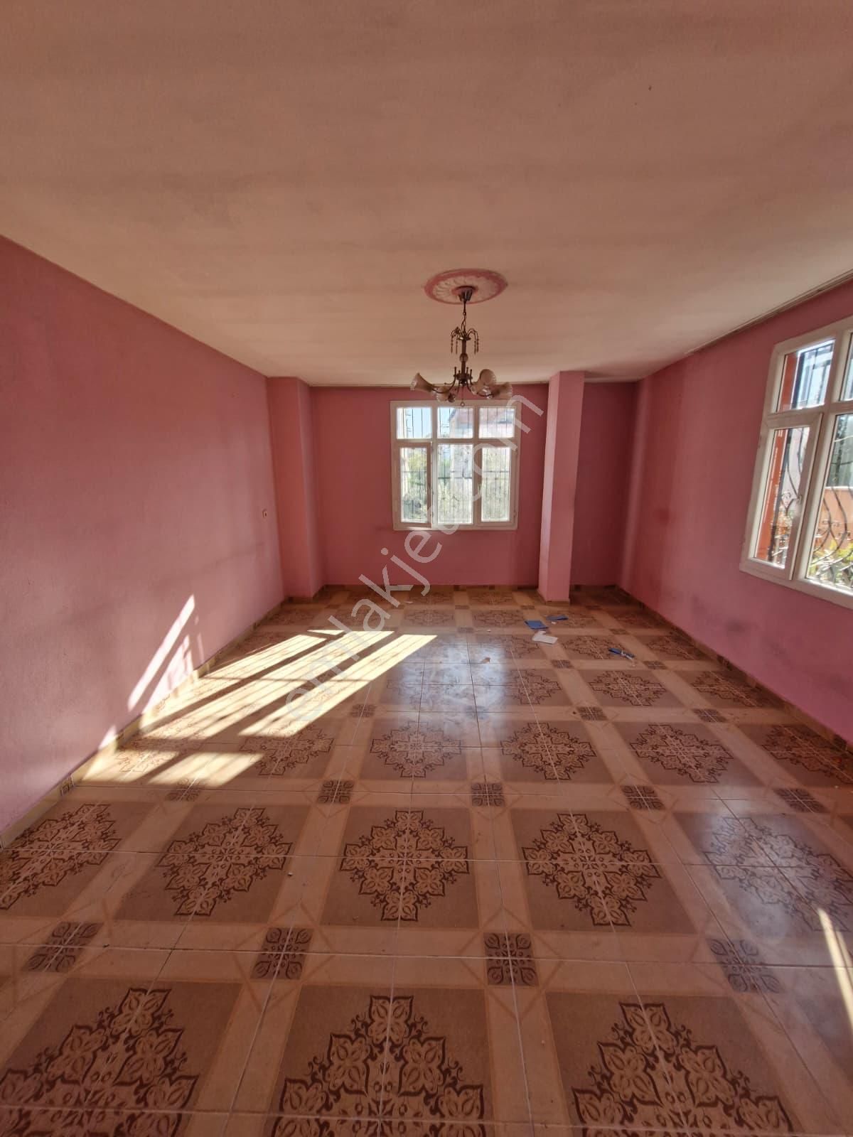 Gürselpaşa Da Müstakil Evin İkinci Katı Kiralık - Görsel 8