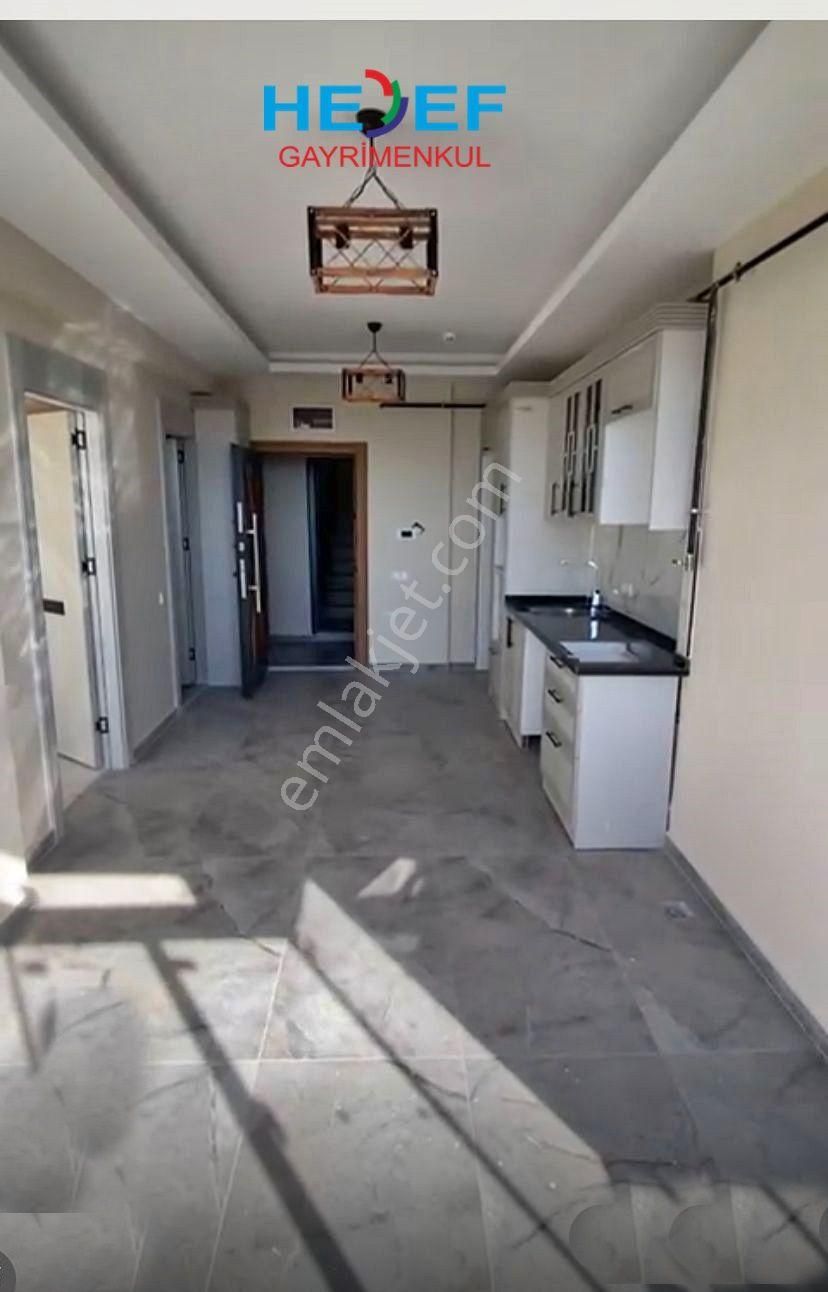 Hedef'ten Akdeniz Mah'de Deniz Manzaralı Havuzlu Sıfır 1+1 Daire - Görsel 8