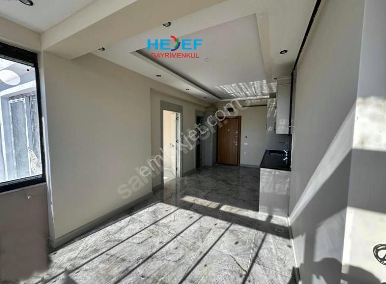 Hedef'ten Akdeniz Mah'de Deniz Manzaralı Havuzlu Sıfır 1+1 Daire - Görsel 7