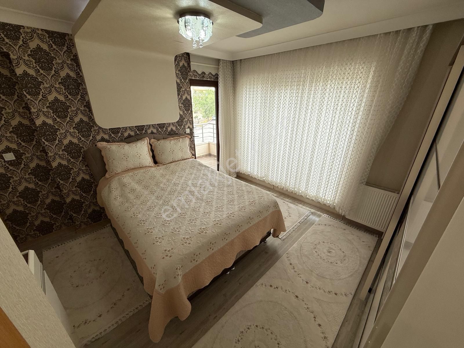 Vatan'dan Aktepe Stadı Arkası Genç Bina Lüks Yapılı Satılık 3+1 Katta Tek Daire - Görsel 15