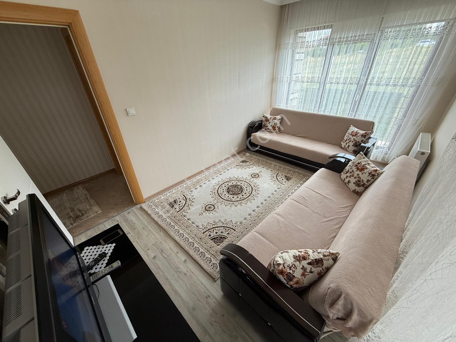 Vatan'dan Aktepe Stadı Arkası Genç Bina Lüks Yapılı Satılık 3+1 Katta Tek Daire - Görsel 12