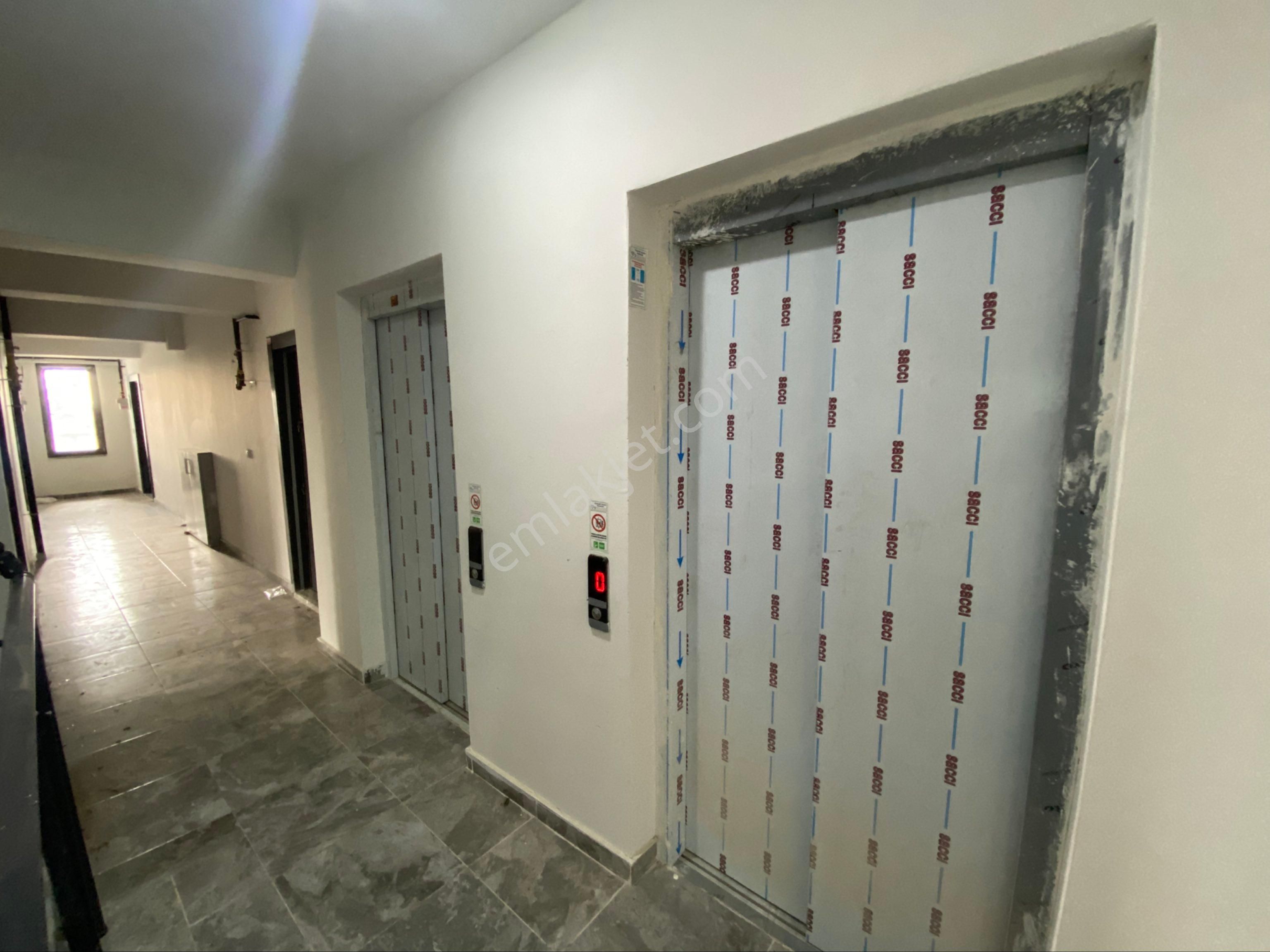 Epa Uğur'dan Üniversite Bölgesinde Kara Yolu Üzeri Satılık 1+1 - Görsel 11