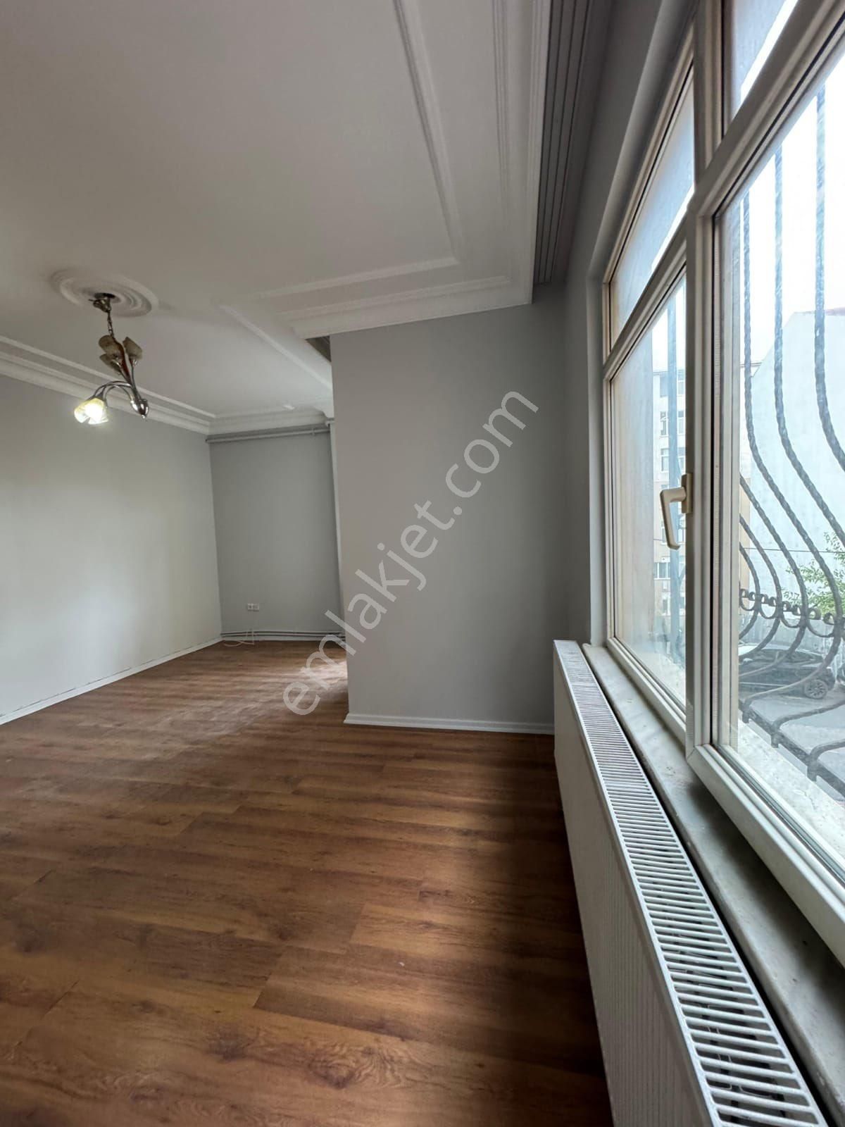 Ümraniye Tepe Üstü Alemdag Caddesi Metro Yurme Mesafesi Tavukcuyolu Caddesi - Görsel 8