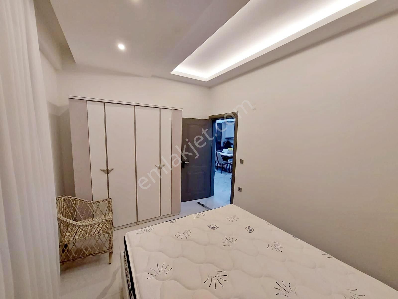 Kuşadası Satılık Özel Havuzlu 4+1 Müstakil Villa - Görsel 12
