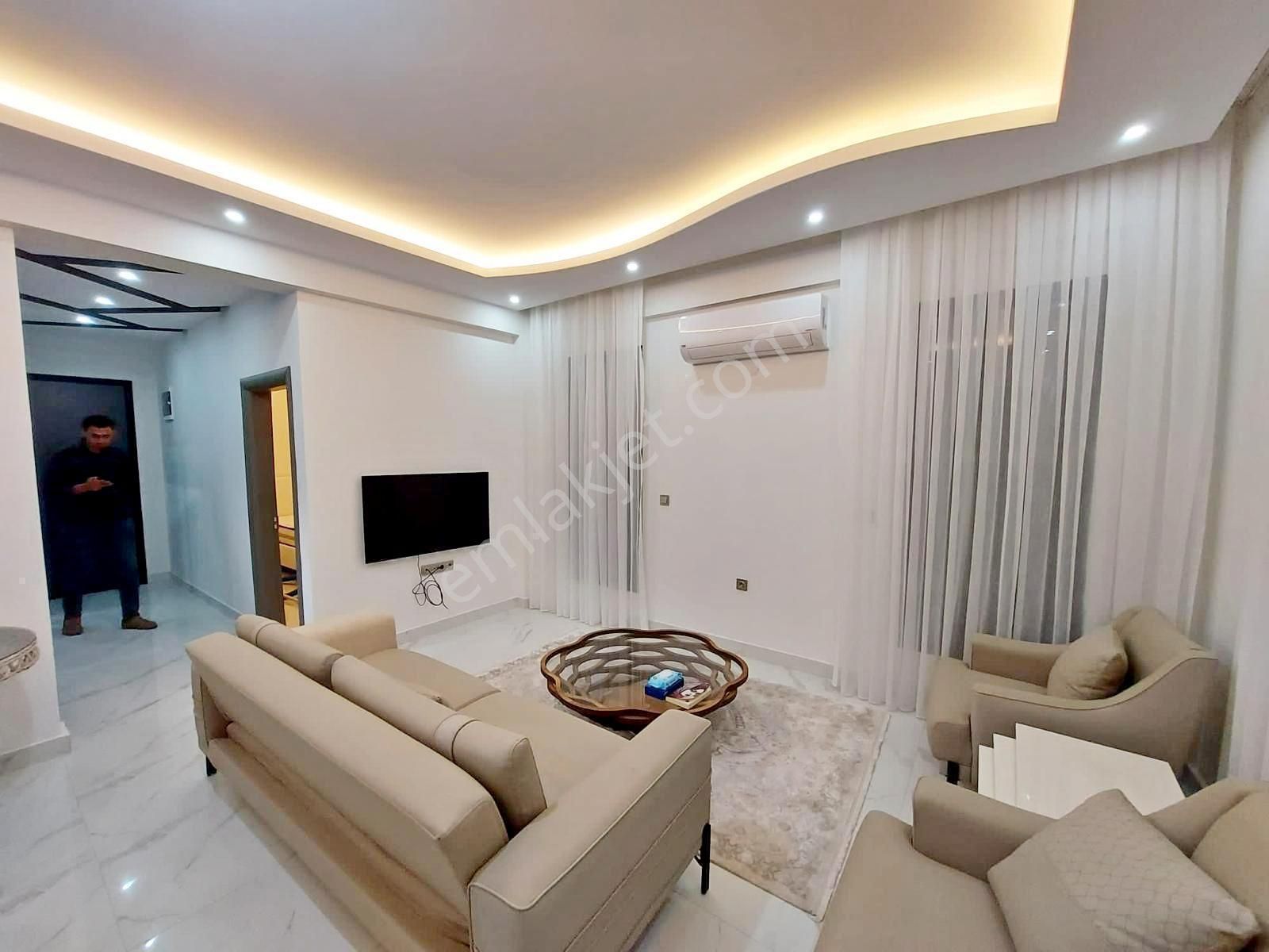 Kuşadası Satılık Özel Havuzlu 4+1 Müstakil Villa - Görsel 16