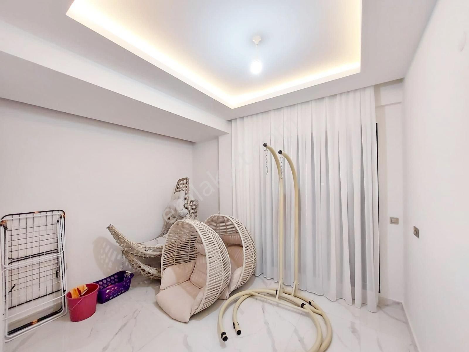 Kuşadası Satılık Özel Havuzlu 4+1 Müstakil Villa - Görsel 18