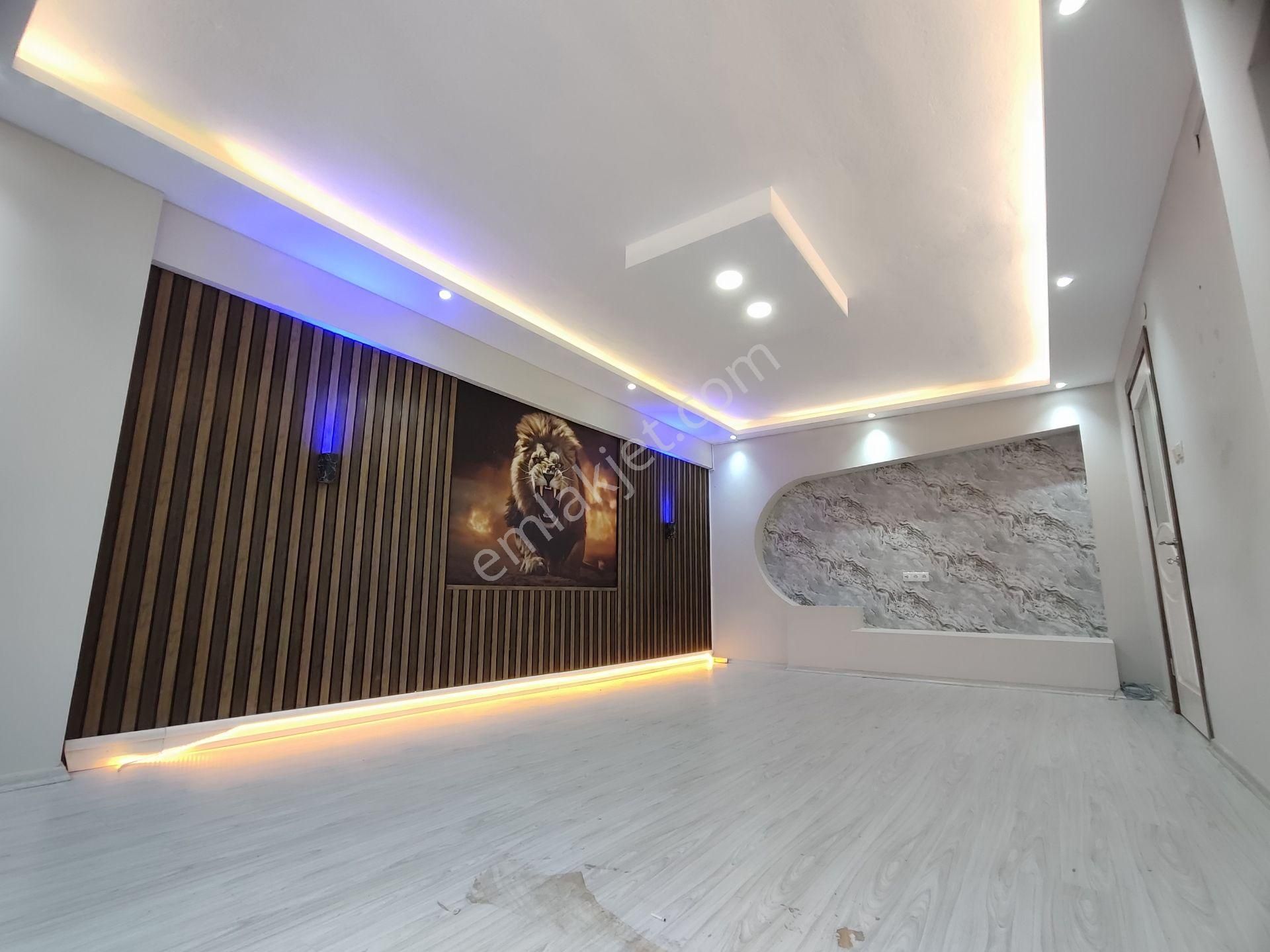 Kardeş'ten Edremit Meydanda Özel İç Tasarımlı Geniş 2+1 Daire - Görsel 5