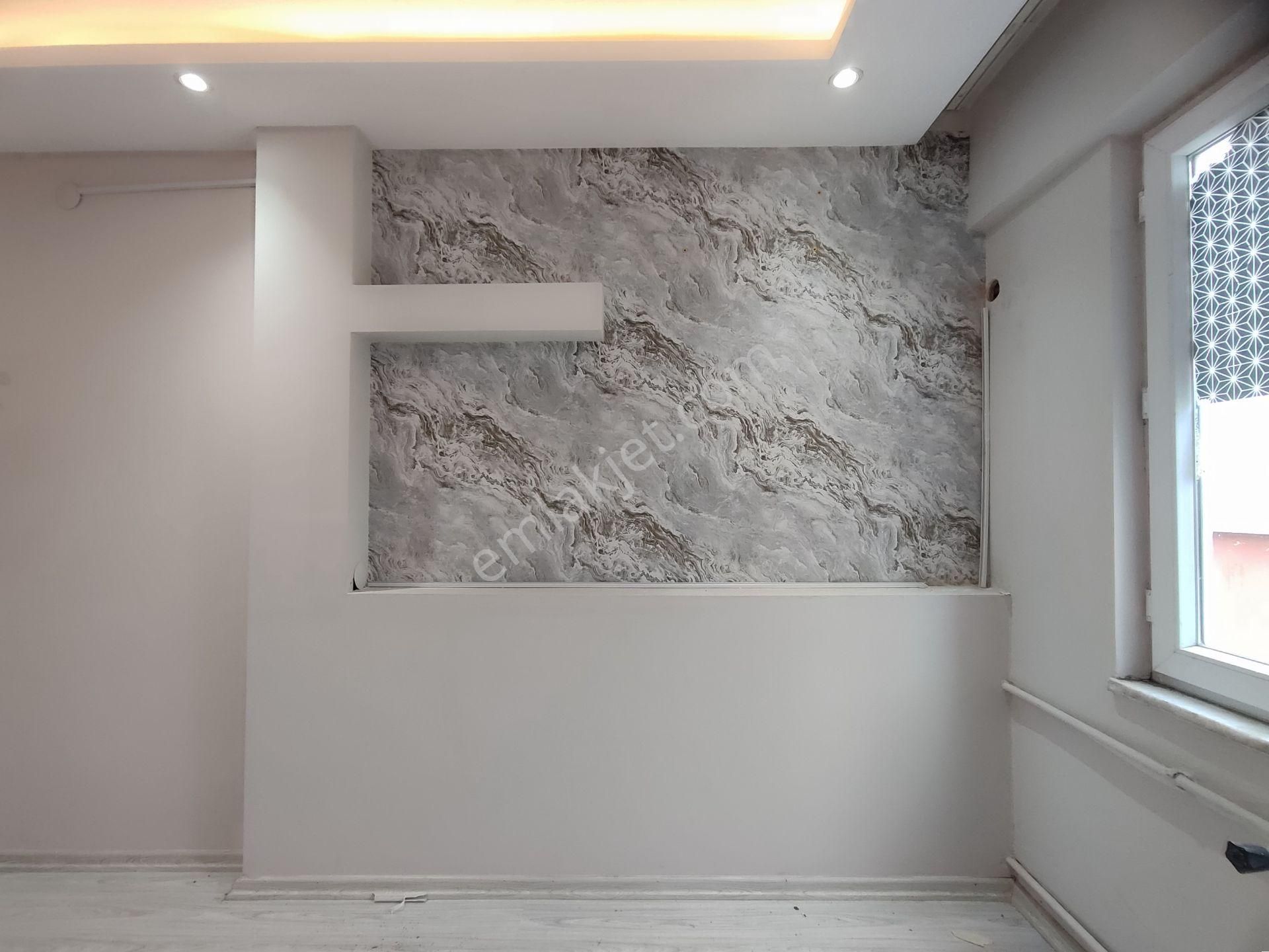 Kardeş'ten Edremit Meydanda Özel İç Tasarımlı Geniş 2+1 Daire - Görsel 3