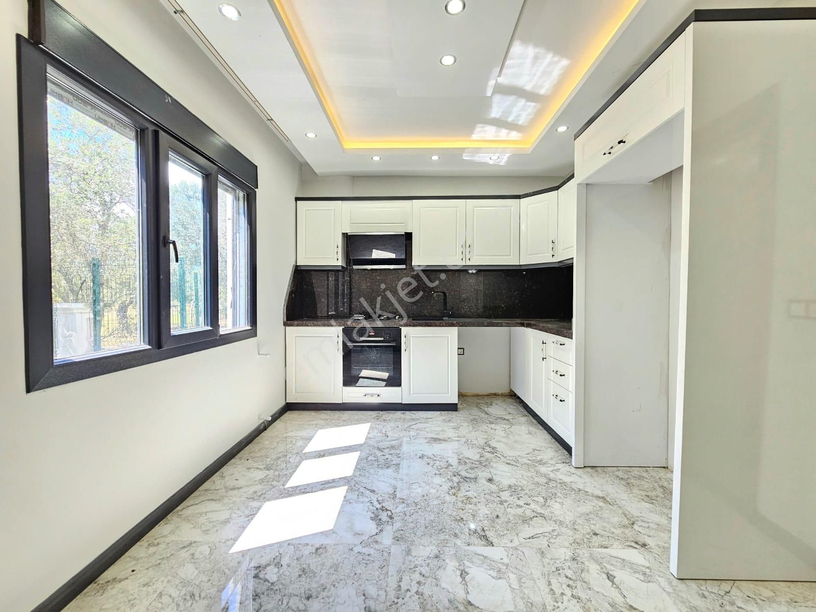 ▶ ▶ Akçay Körfez'den +manzaranız Kaz Dağları , Konforunuz Bu Villa+ - Görsel 6