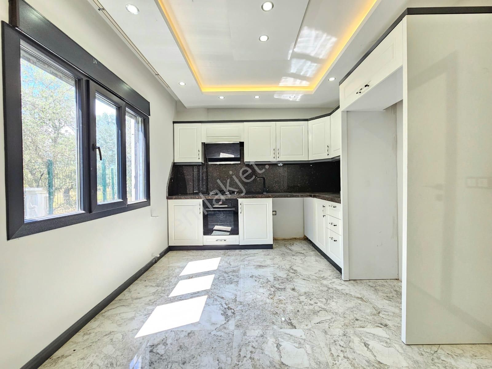 ▶ ▶ Akçay Körfez'den +manzaranız Kaz Dağları , Konforunuz Bu Villa+ - Görsel 35