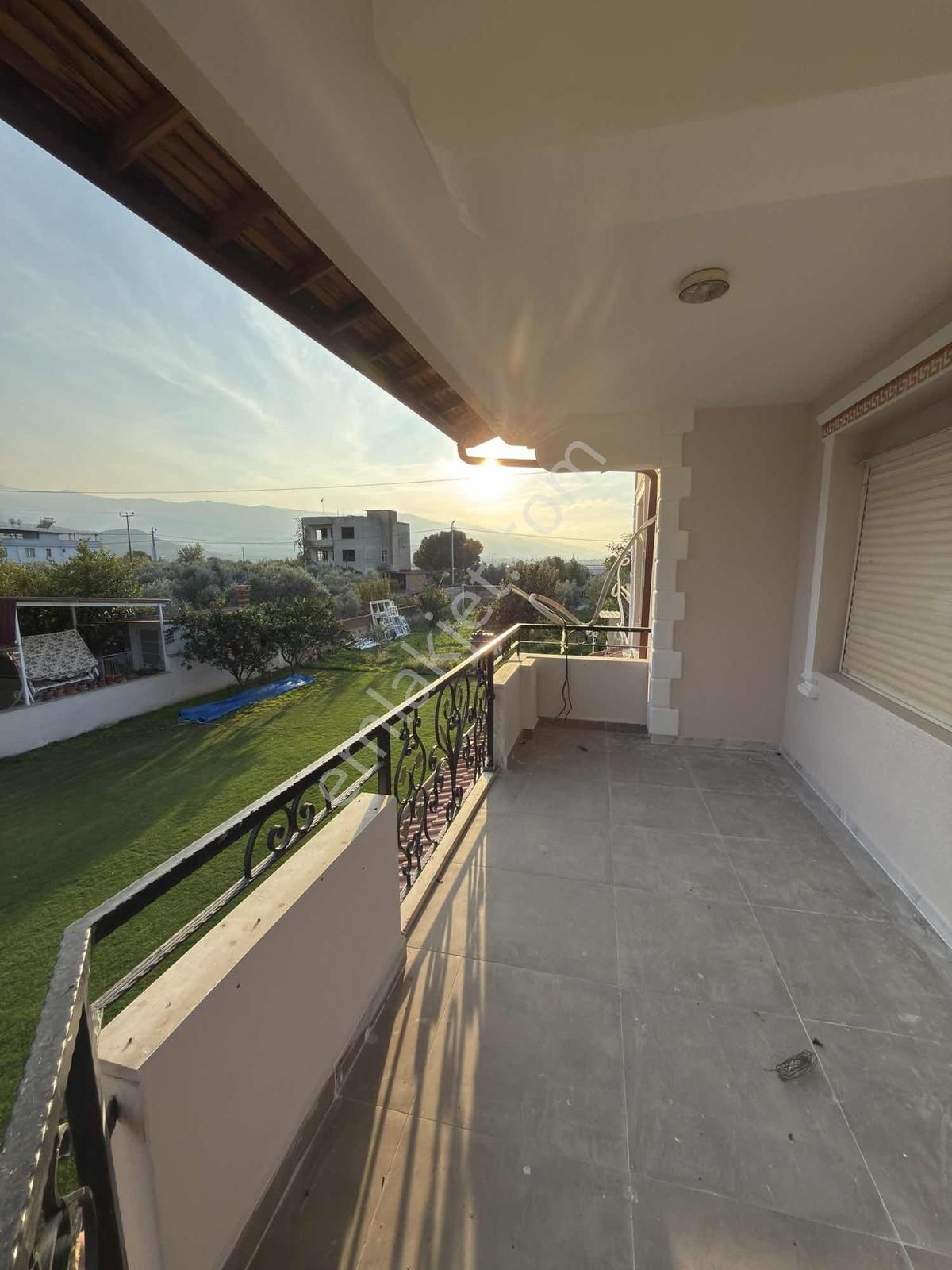 Akyörük Gayrimenkulden Satılık Havuzlu Triplex Villa - Görsel 33
