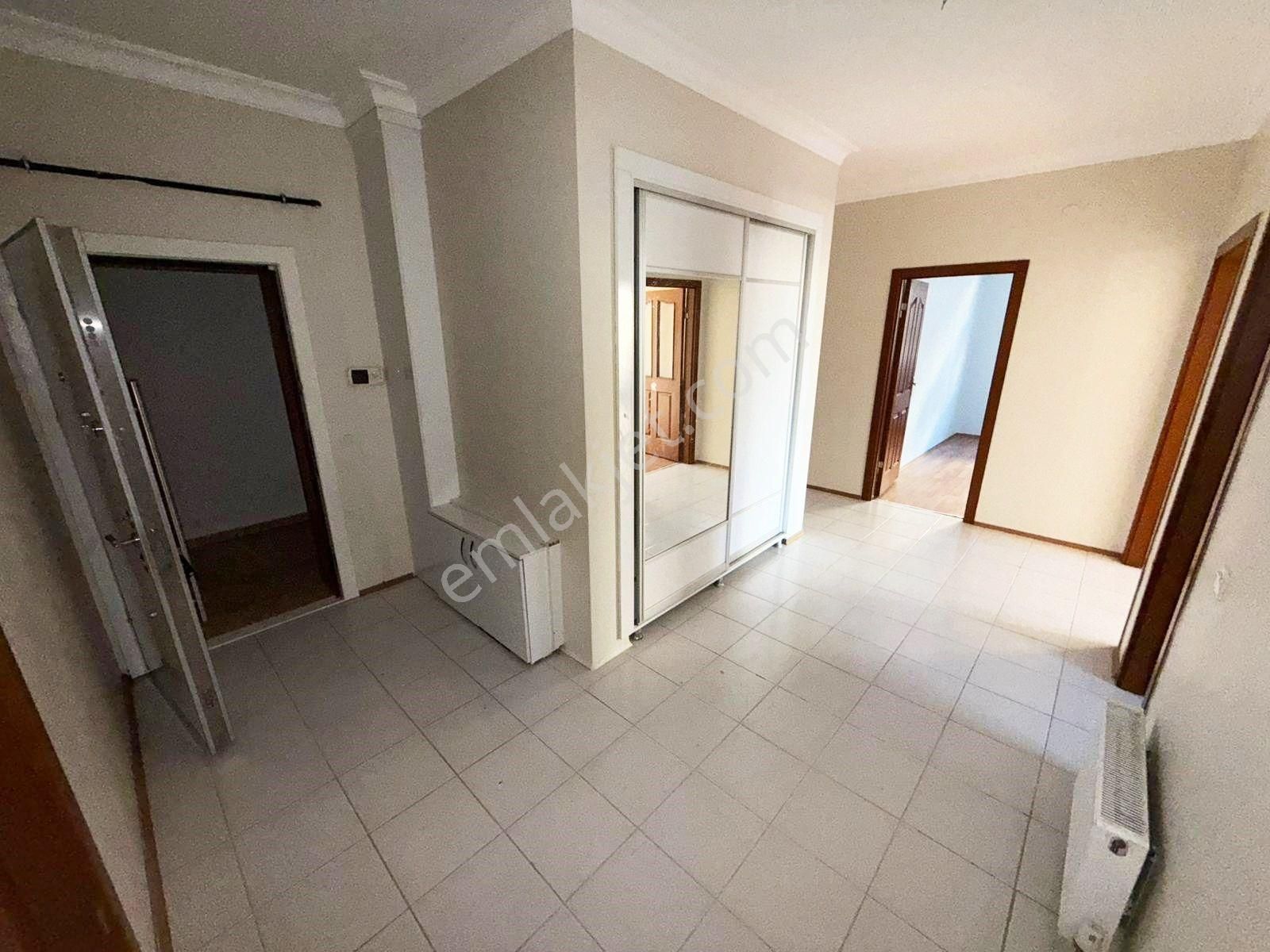 Yozgat Bulvarı Üzerinde Ara Katta 4+1 Ferah Yapılı Geniş Daire - Görsel 25