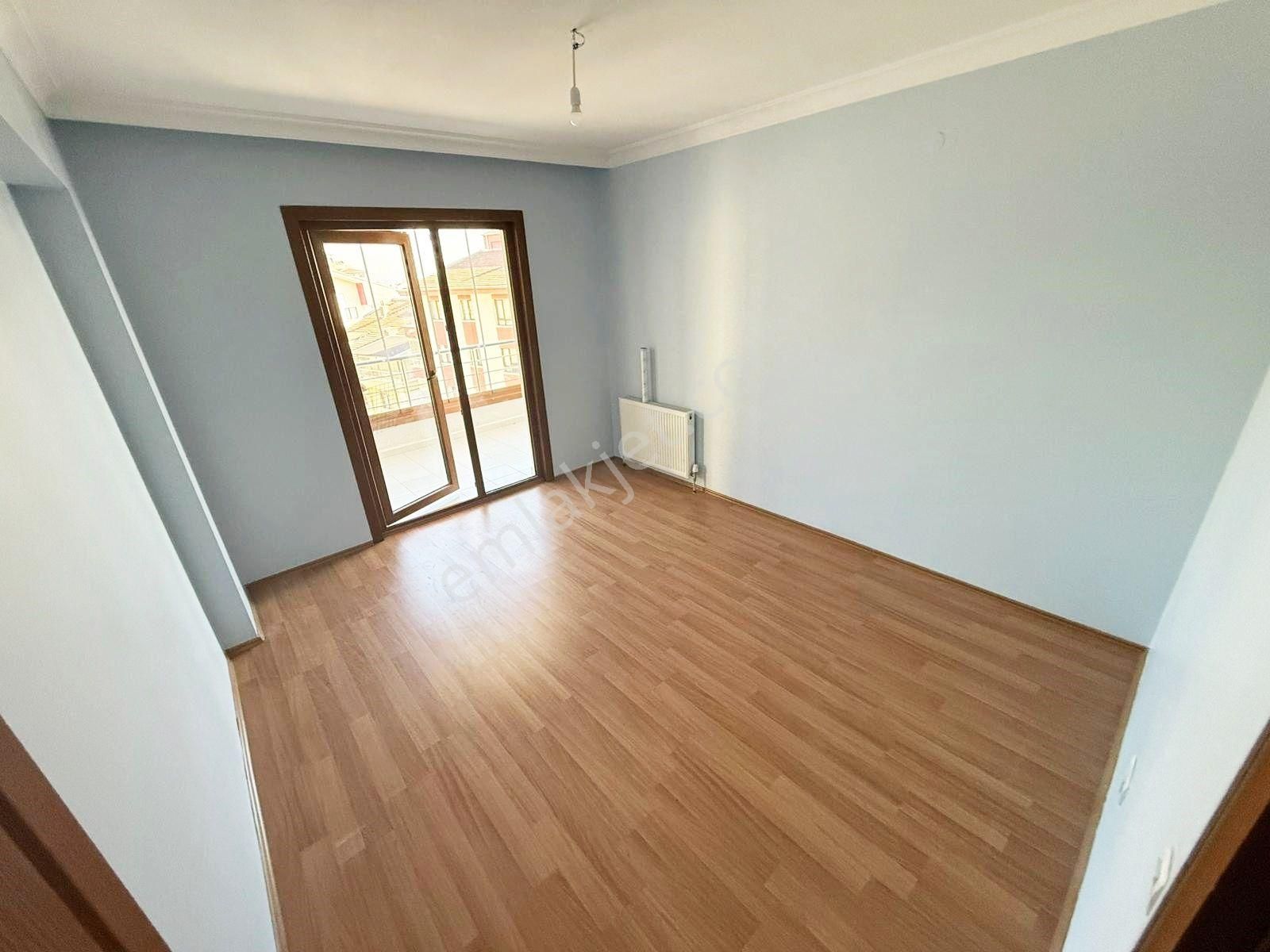 Yozgat Bulvarı Üzerinde Ara Katta 4+1 Ferah Yapılı Geniş Daire - Görsel 21