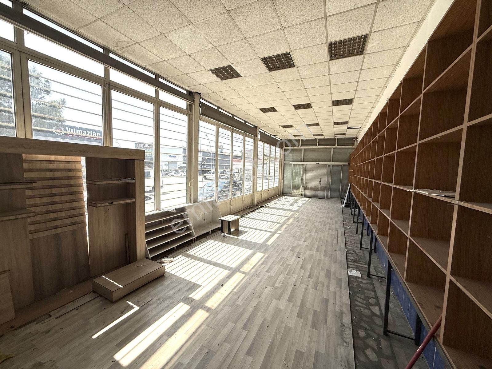 Ostim Osb' De Satılık Boş Köşe Dükkan & Ofis - Görsel 12