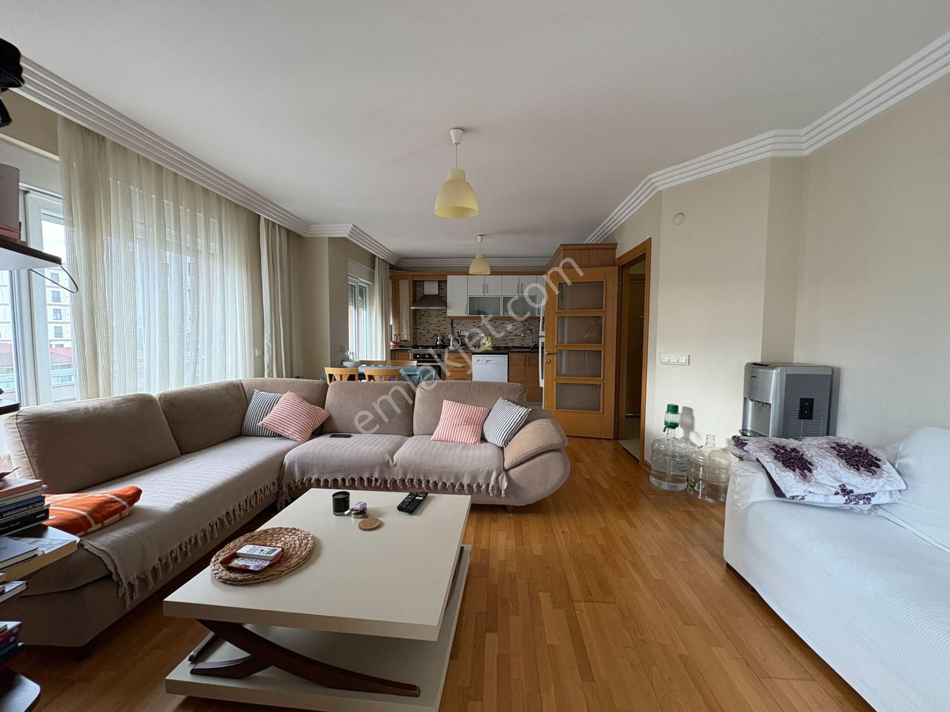 Bostancıda Minibüs Cad. Marmaray Ve Sahile Yakın 2+1 7o M² Net - Görsel 7