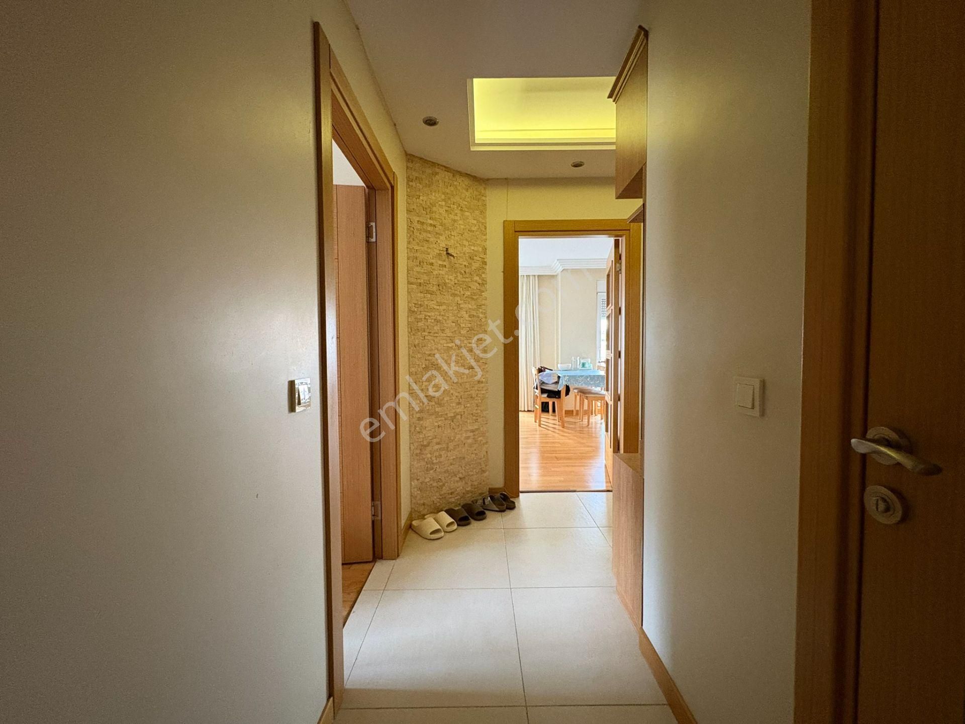 Bostancıda Minibüs Cad. Marmaray Ve Sahile Yakın 2+1 7o M² Net - Görsel 29