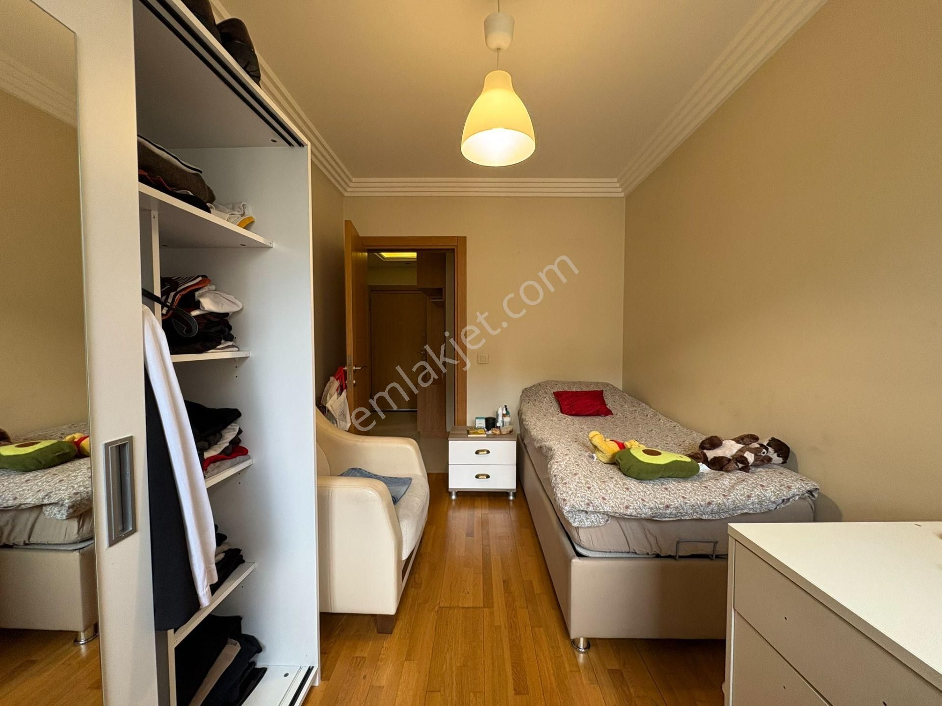 Bostancıda Minibüs Cad. Marmaray Ve Sahile Yakın 2+1 7o M² Net - Görsel 16