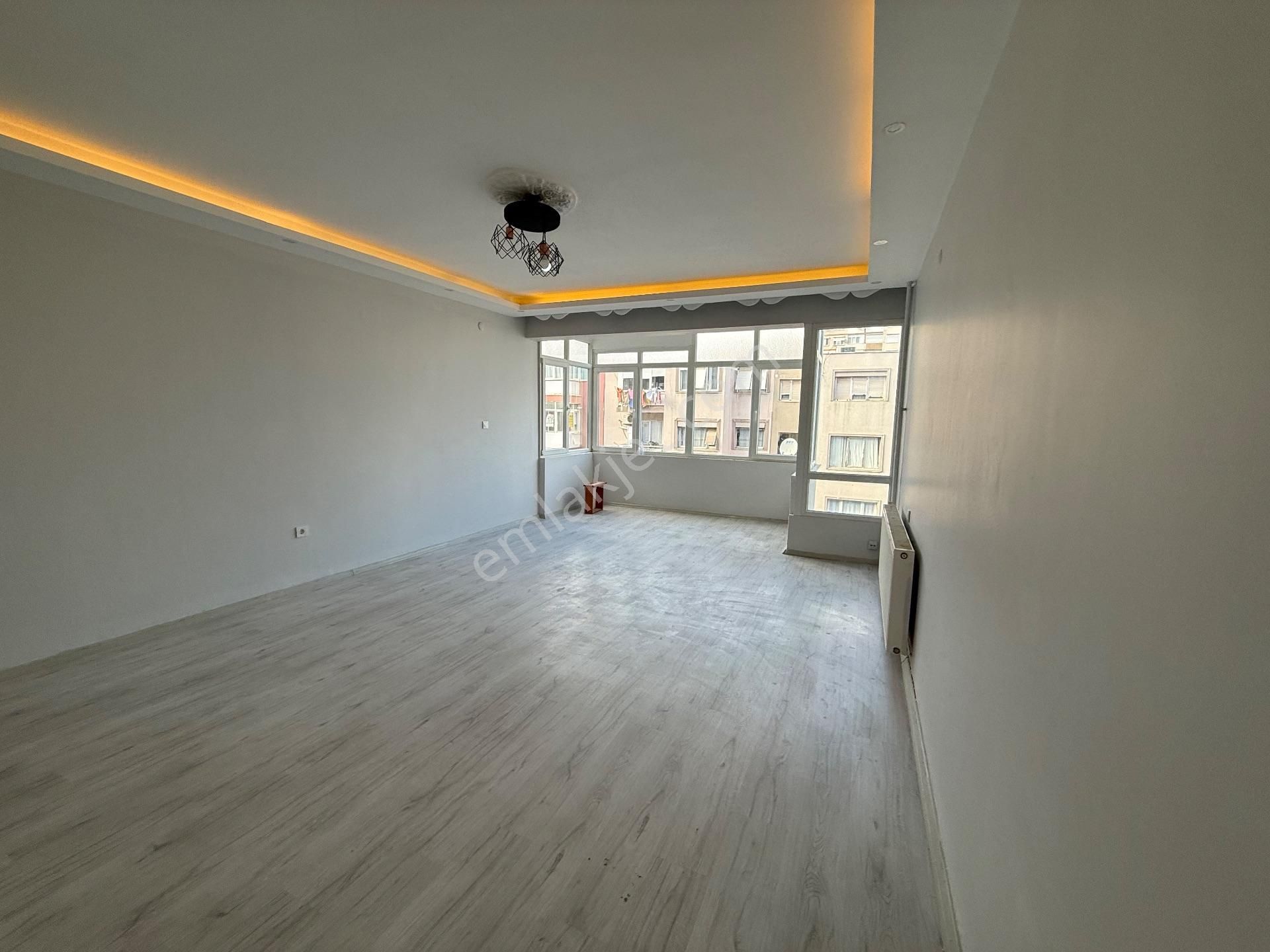 Bahçelievler/ Üçyol Metro Yakını Satılık Lüx 3+1 Daire - Görsel 2