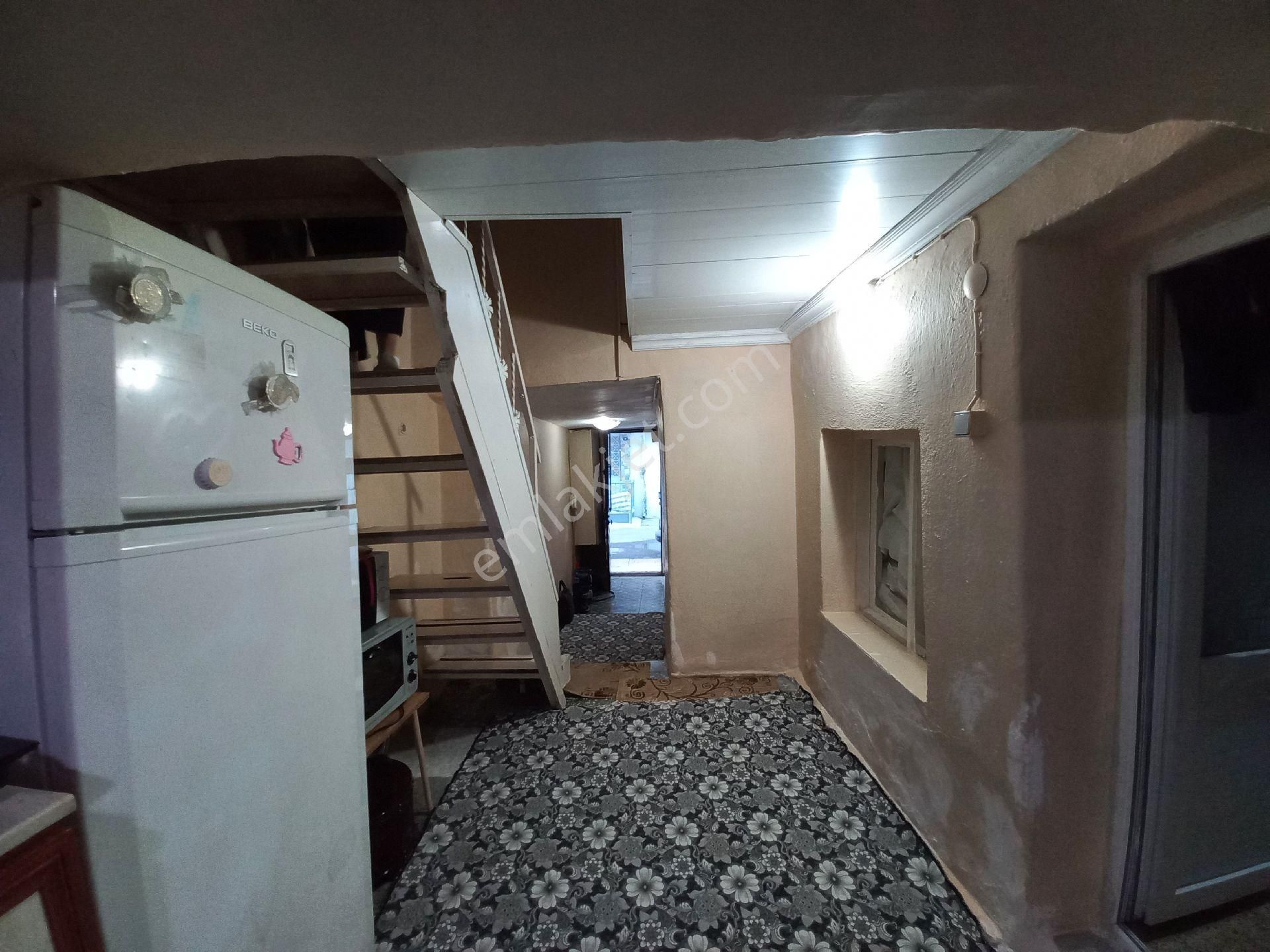 Eşrefpaşa Duatepe Mahallesinde Tripleks Mü - Görsel 8