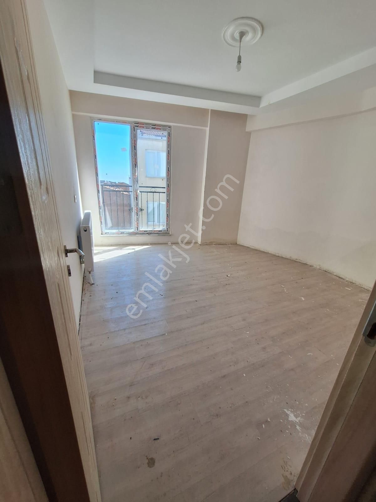 Arslanbeyden Tekirdağ Çorlu Mevkiinde Acil Satılık Daire Fırsatı!!!!! - Görsel 3