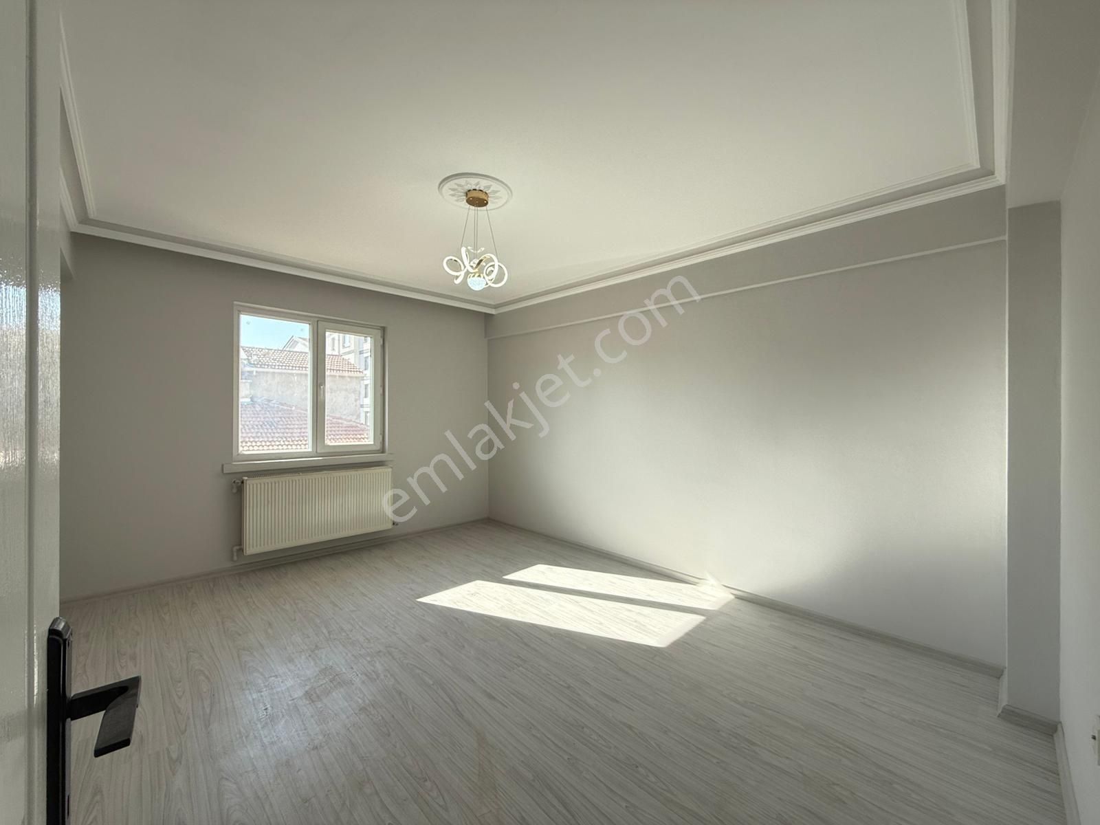 19 Mayıs Cadde Paraleli Full Yapılı 3+1 Daire! - Görsel 14