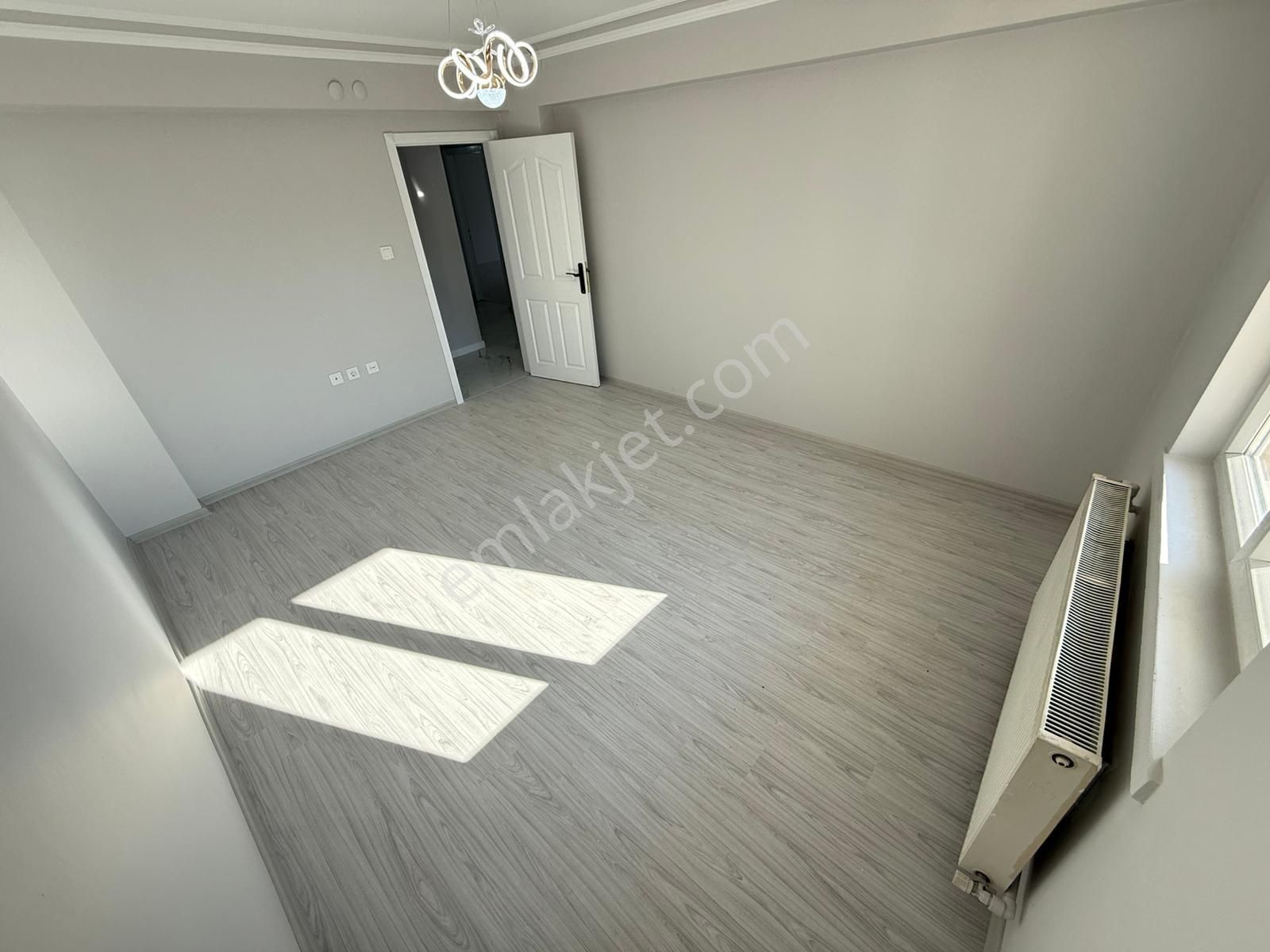 19 Mayıs Cadde Paraleli Full Yapılı 3+1 Daire! - Görsel 16