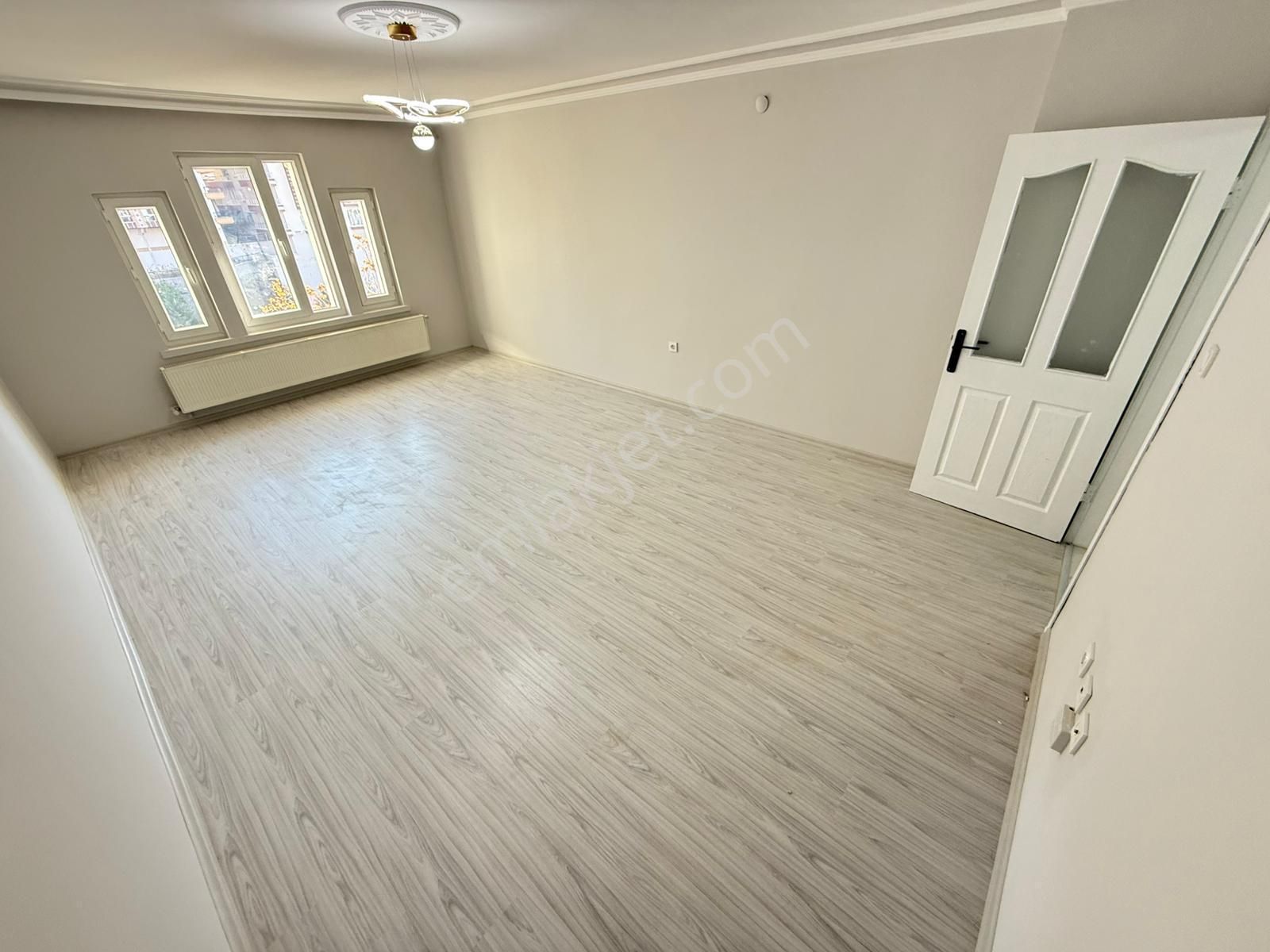 19 Mayıs Cadde Paraleli Full Yapılı 3+1 Daire! - Görsel 9