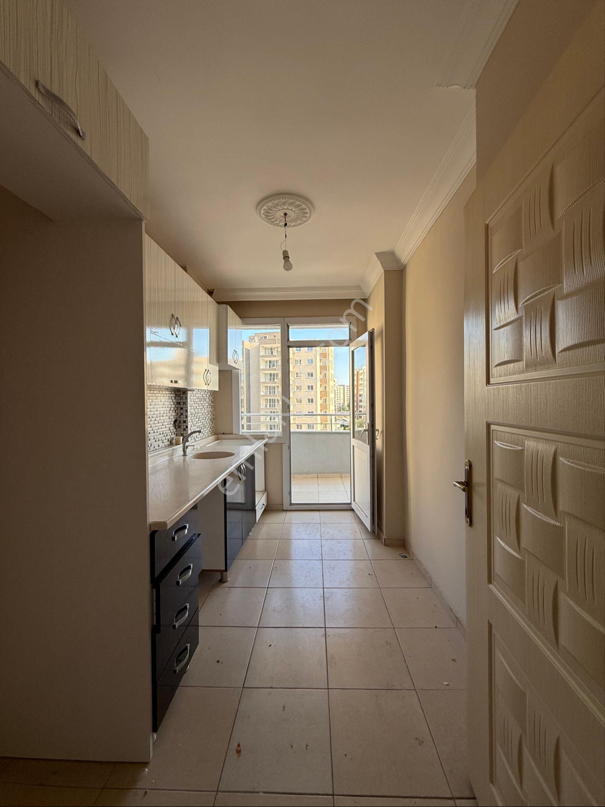 Remint’den Kıyıboyu Barığ Mahallesinde Geniş 2+1 Kapalı Mutfak Dirrk Hasarsız Satılık Daire Kaçmaz!!