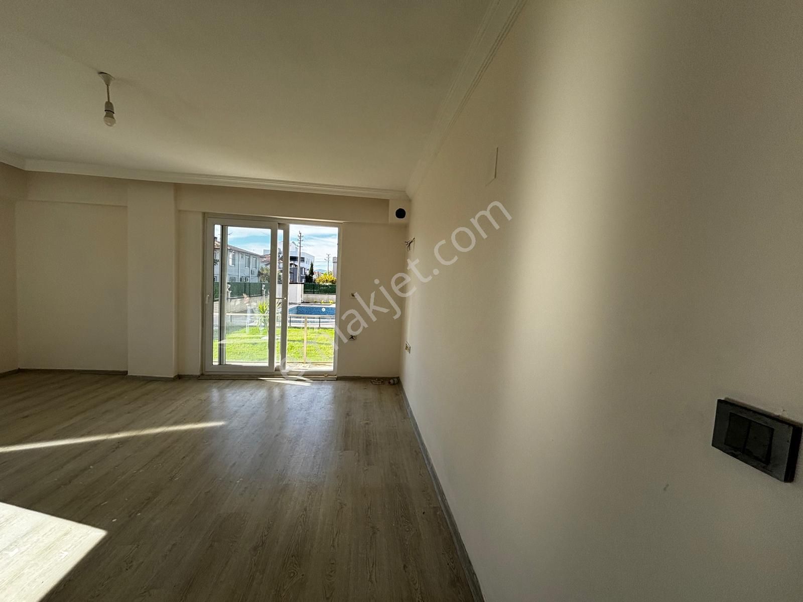 Dost Emlaktan Söğütlüyurtta Siteli Havuzlu 2+1 Satılık Daire - Görsel 20