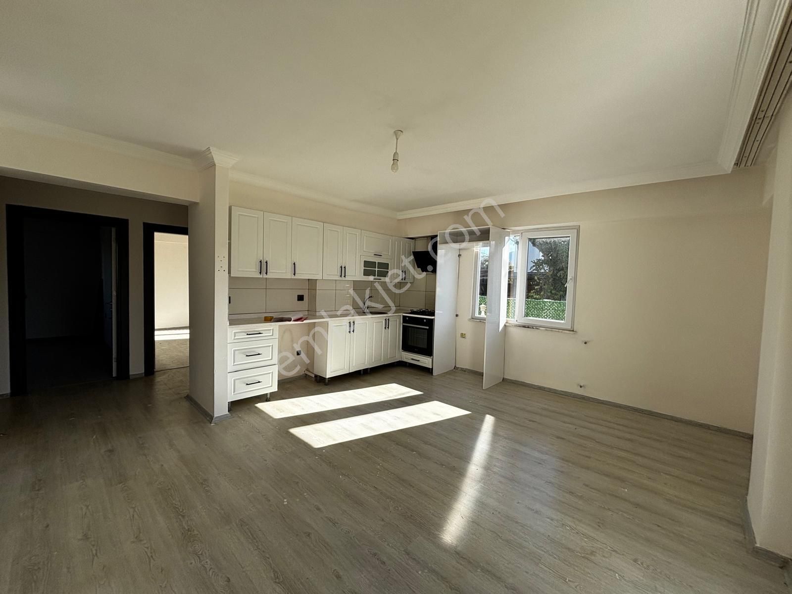 Dost Emlaktan Söğütlüyurtta Siteli Havuzlu 2+1 Satılık Daire - Görsel 22