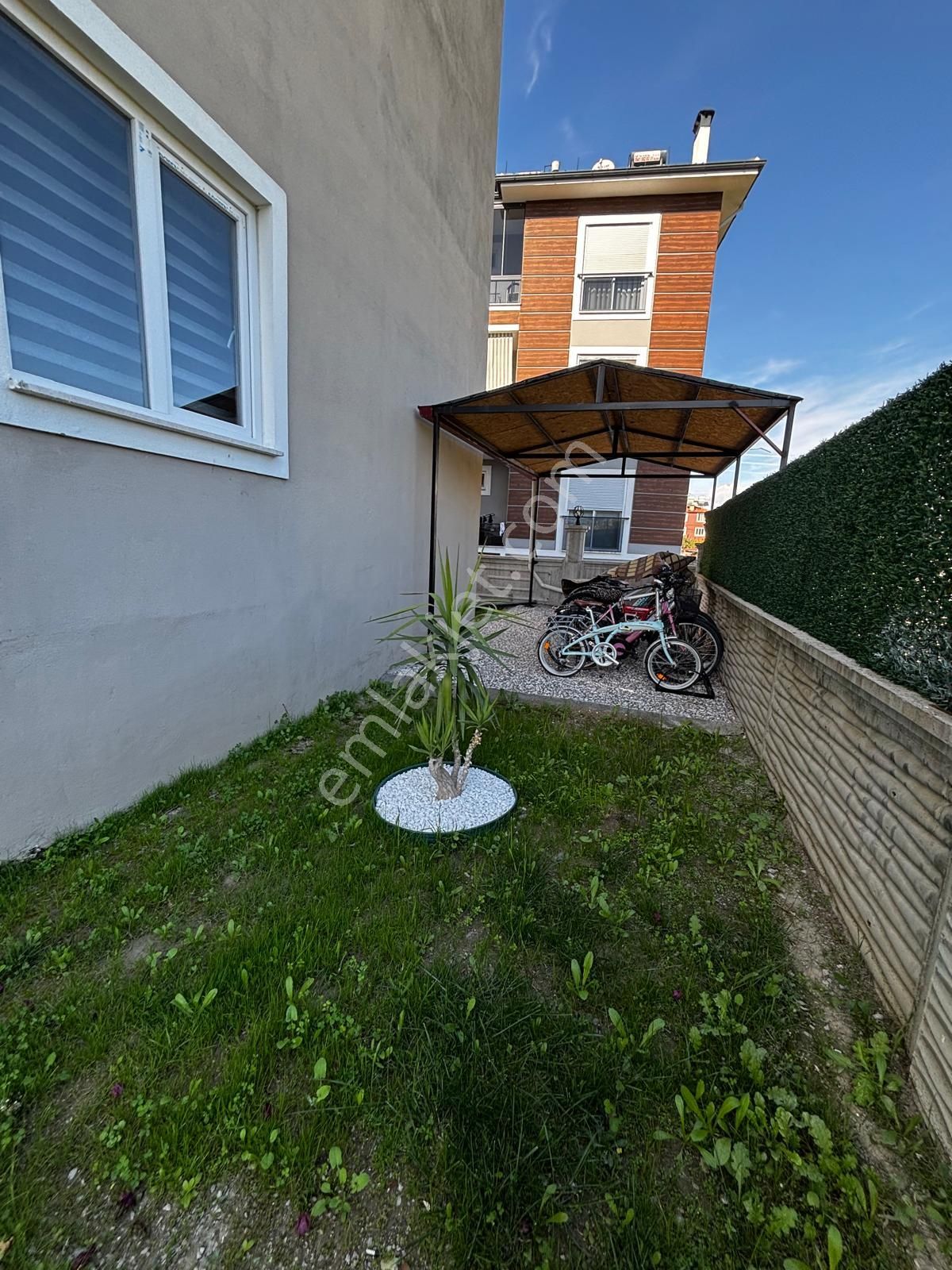 Dost Emlaktan Söğütlüyurtta Siteli Havuzlu 2+1 Satılık Daire - Görsel 6