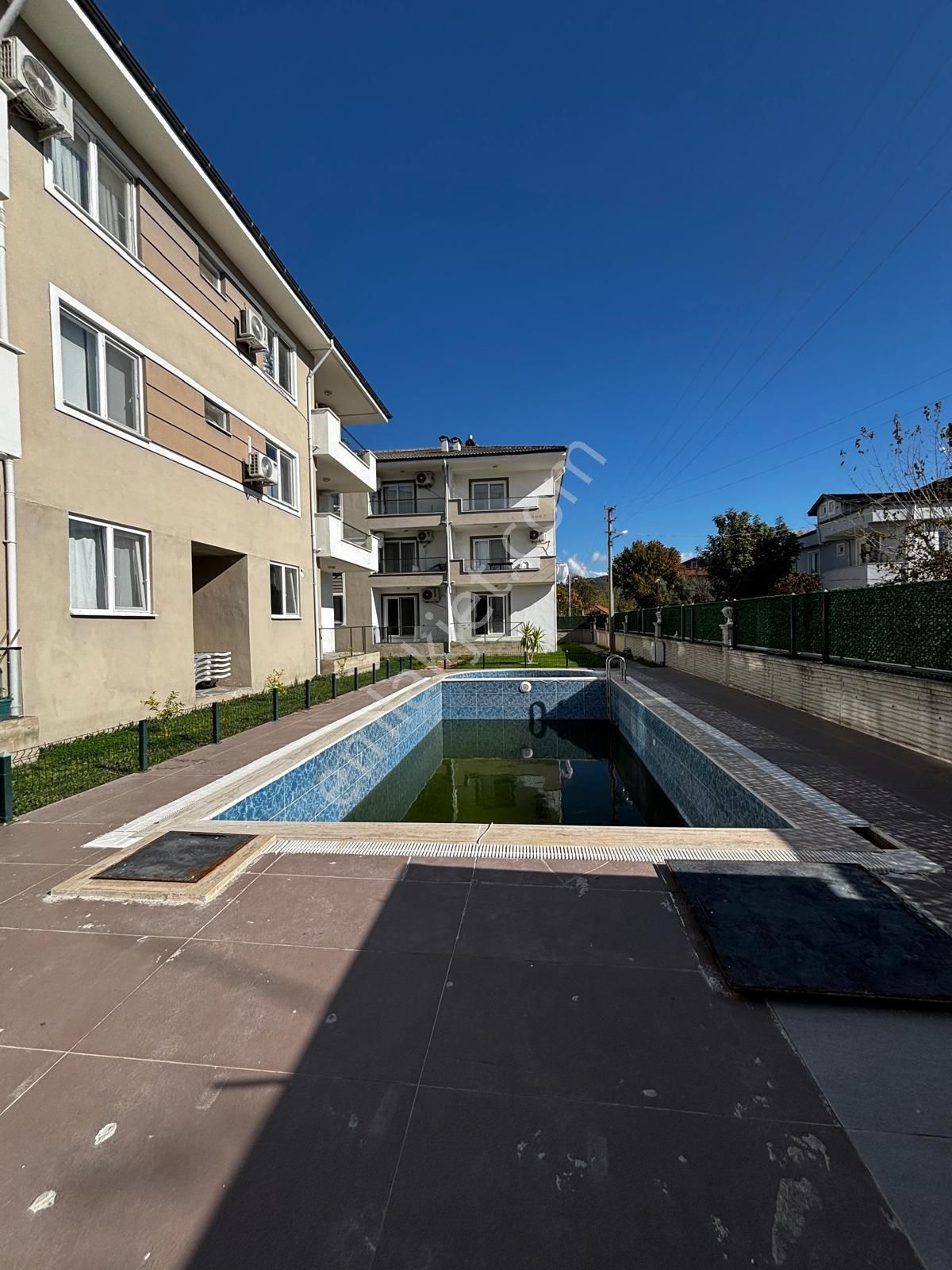 Dost Emlaktan Söğütlüyurtta Siteli Havuzlu 2+1 Satılık Daire - Görsel 8