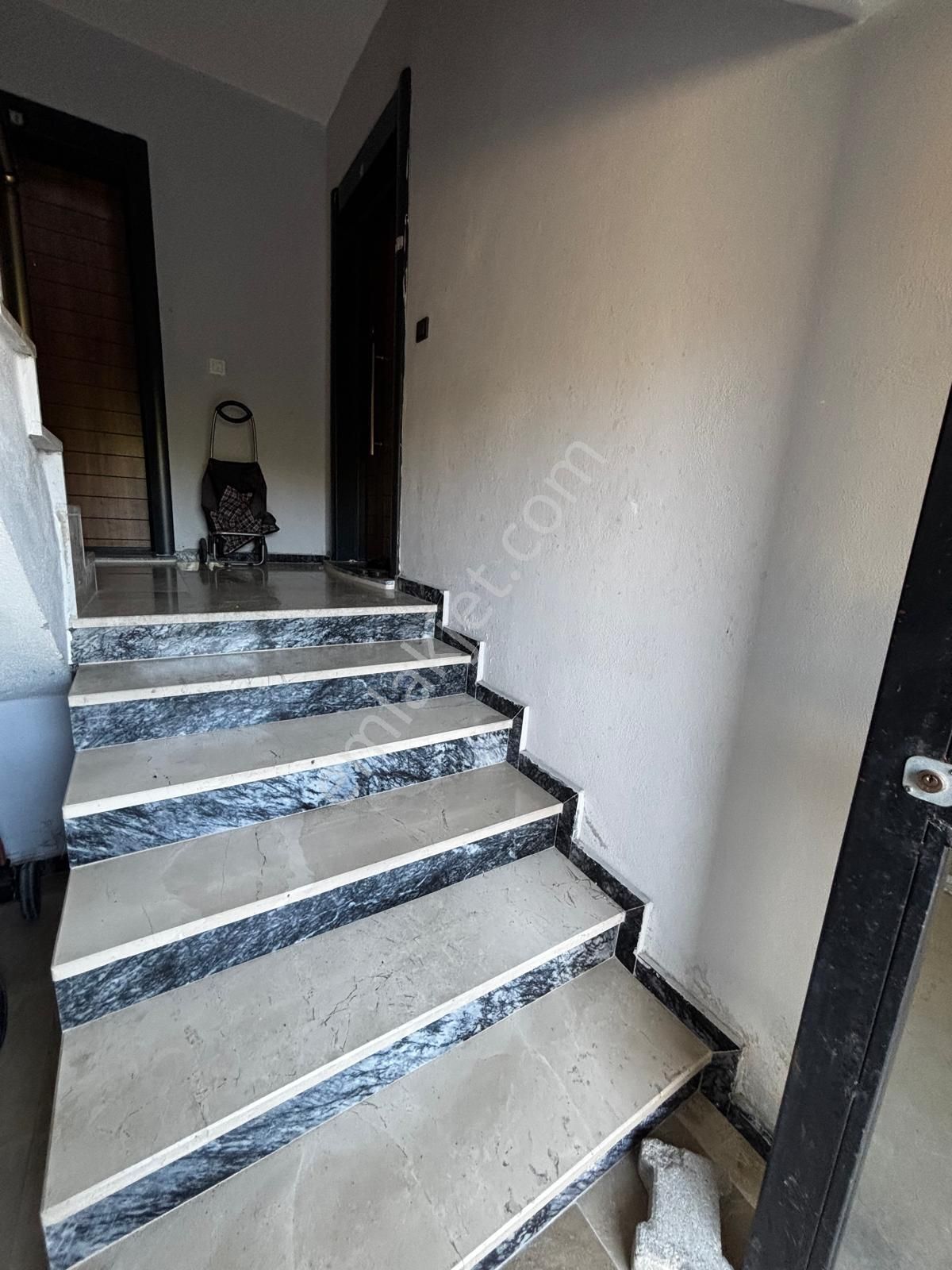 Dost Emlaktan Söğütlüyurtta Siteli Havuzlu 2+1 Satılık Daire - Görsel 14