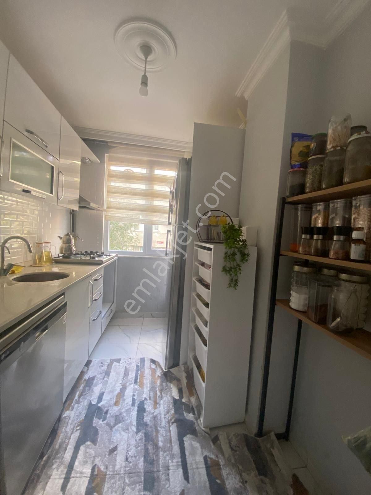 Esinti'den Zümrütevler Mahallesinde Metroya Yakın 2+1 Daire - Görsel 19