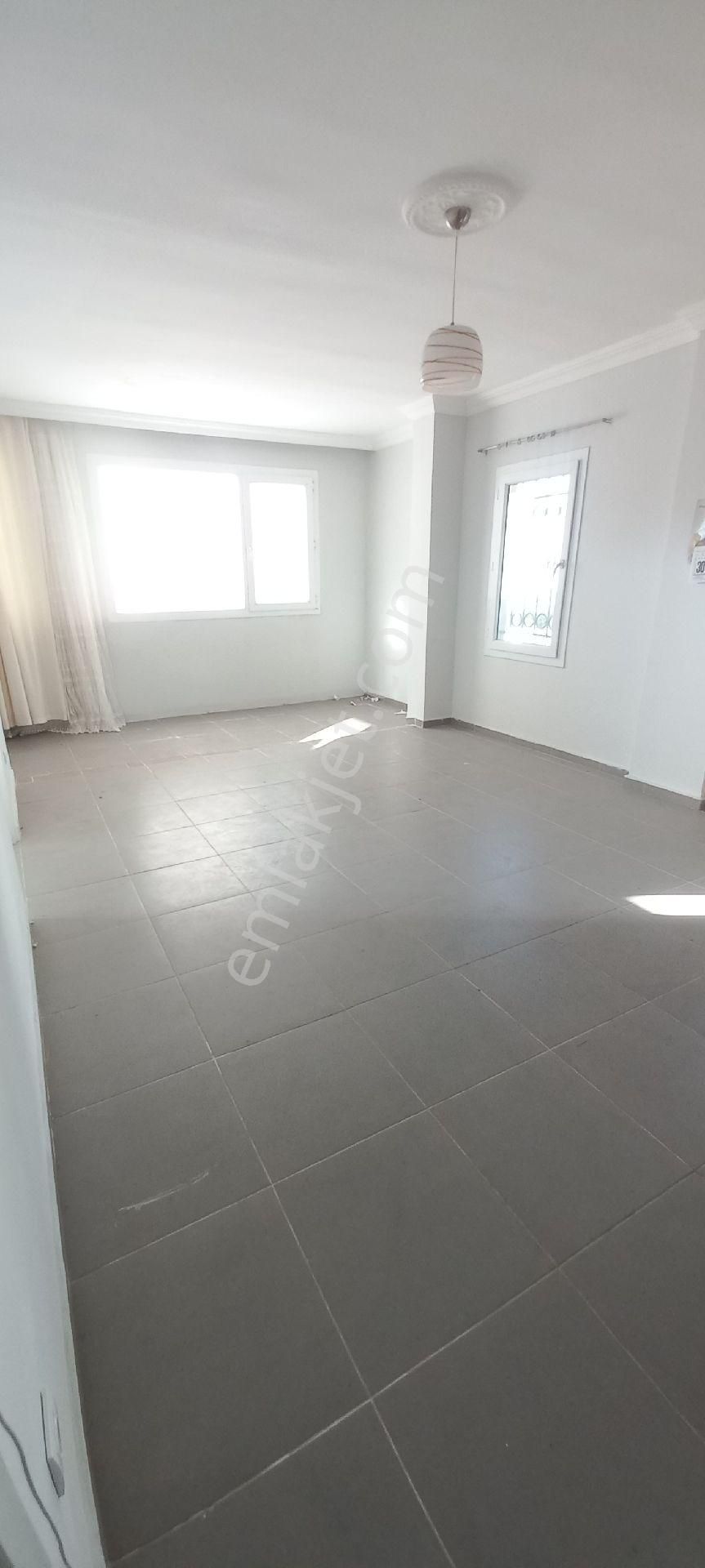 Duz Gırıslı 2+1 Bahce Katı - Görsel 9