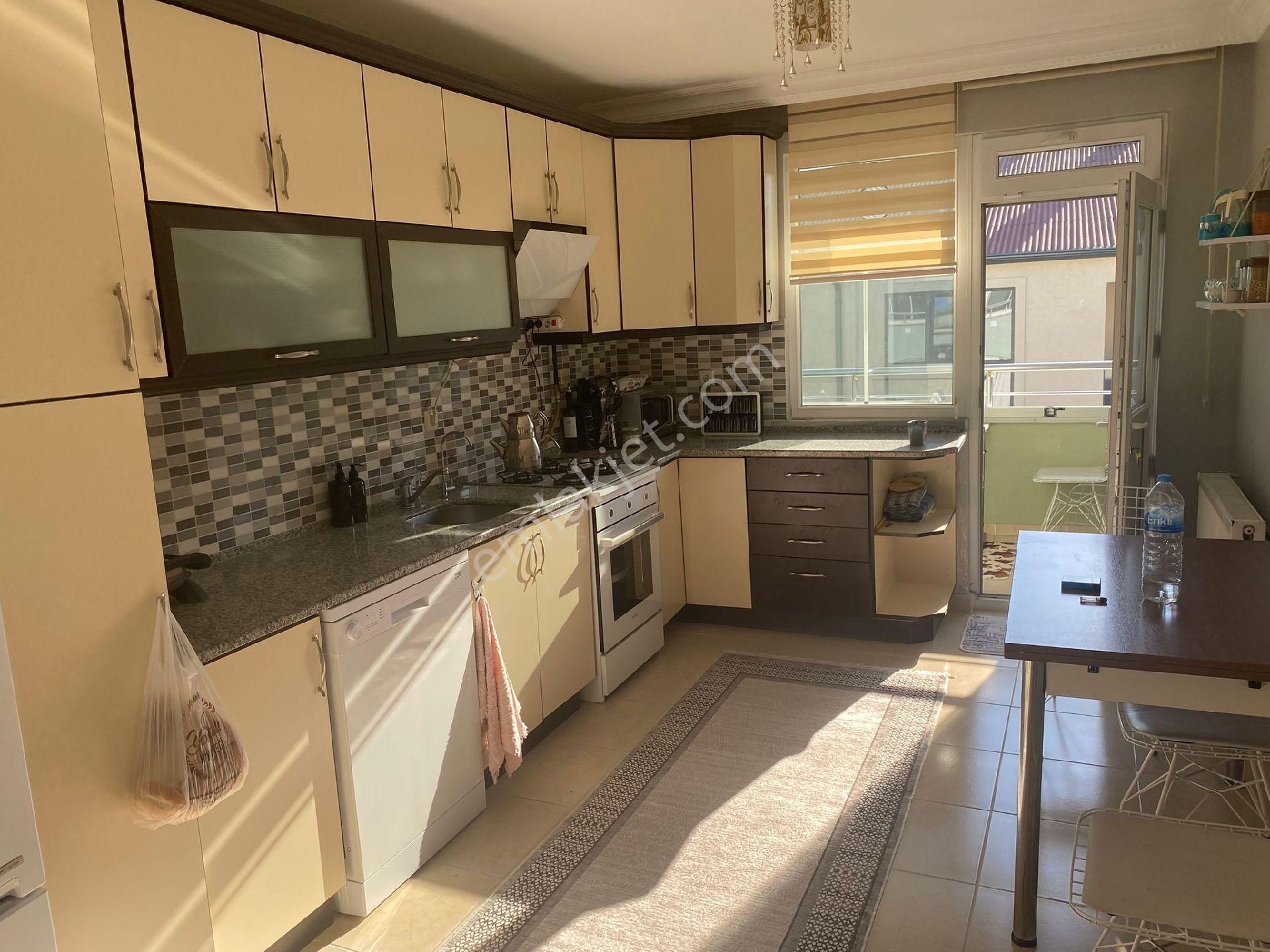 Çorlu Reşadiye Mah 3+1 130 M2 İçi Yapılı Dairemiz Satılıktır...