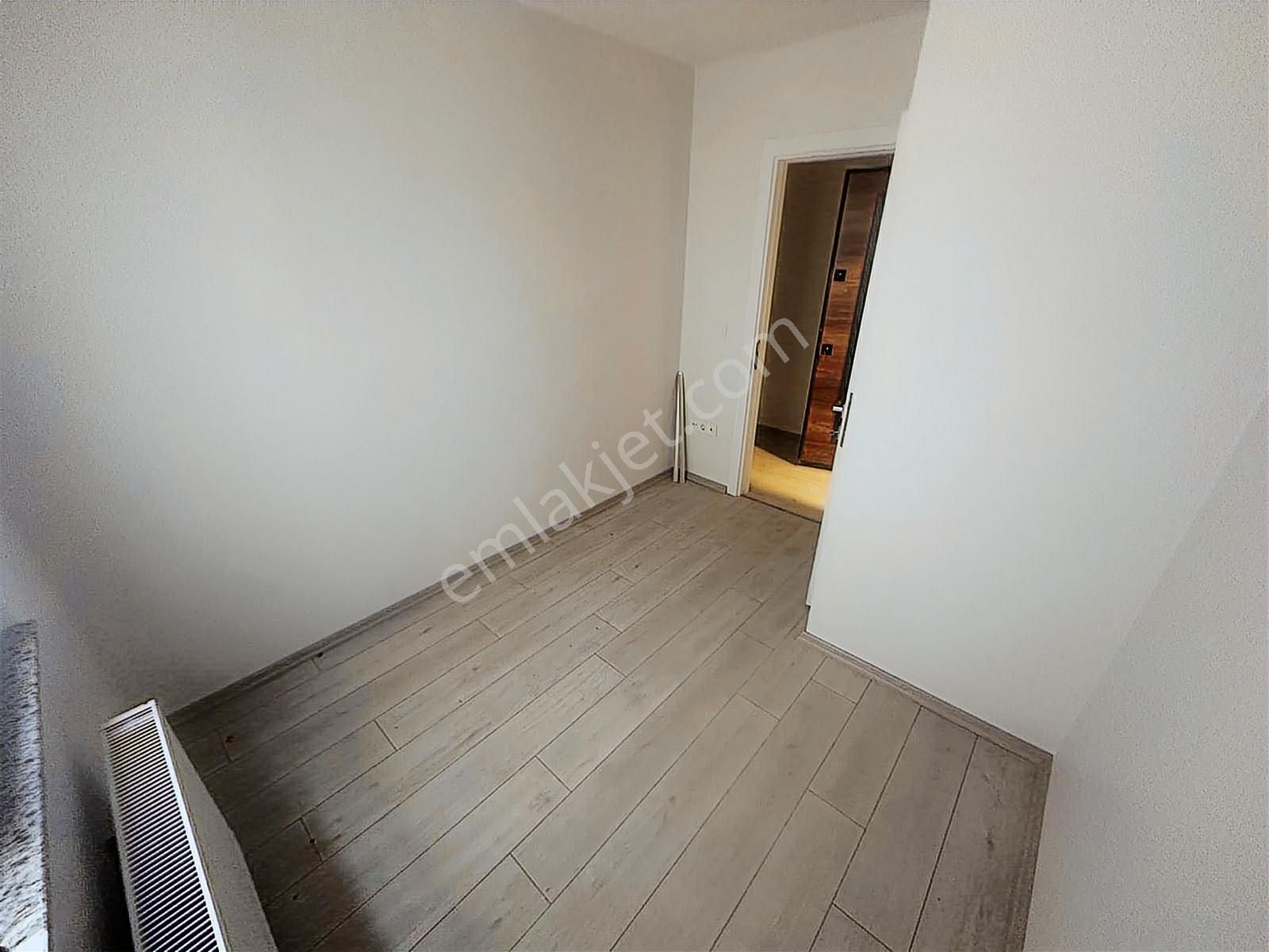 Yatırım'dan Altıntepe'de Minibüs Cad. Yakın Sıfır Yapı Katta 2+1 - Görsel 12